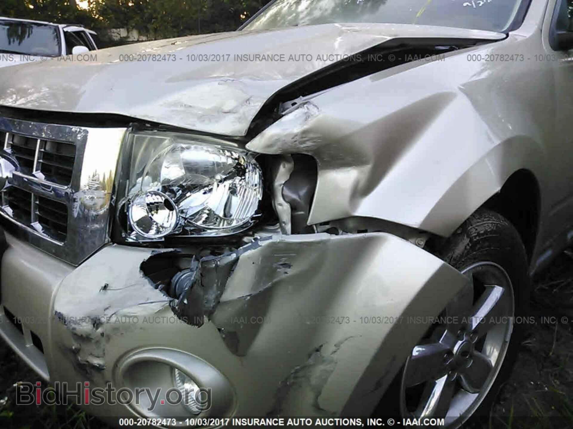 2011 Ford Escape - VIN: 1FMCU0D78BKC09160 - Photo 6