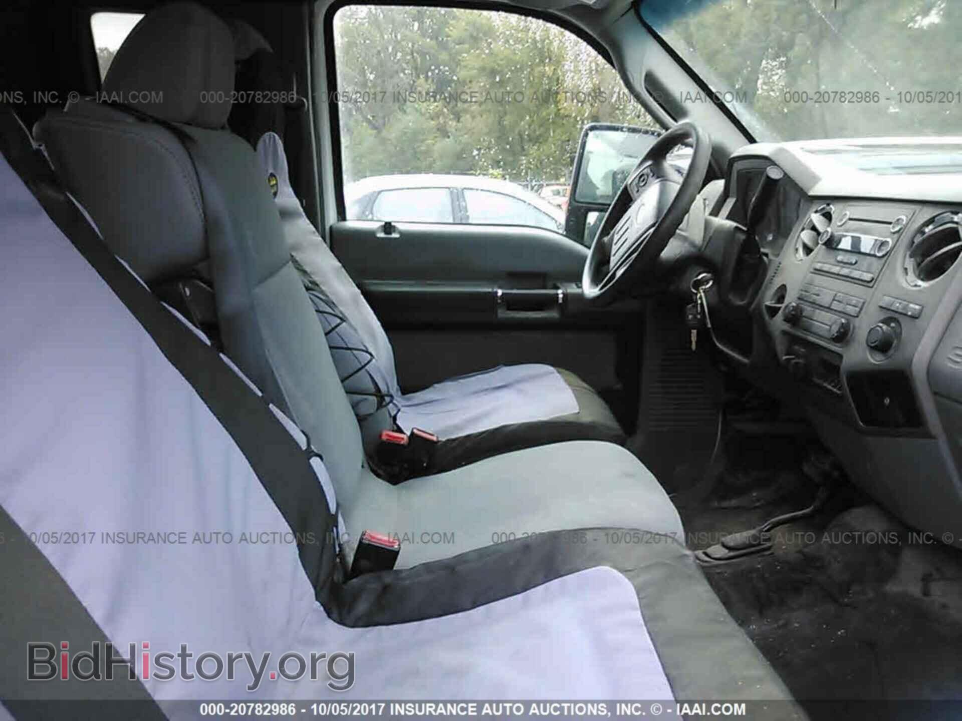 2011 Ford F250 - VIN: 1FT7X2B6XBEB00409 - Фото 5
