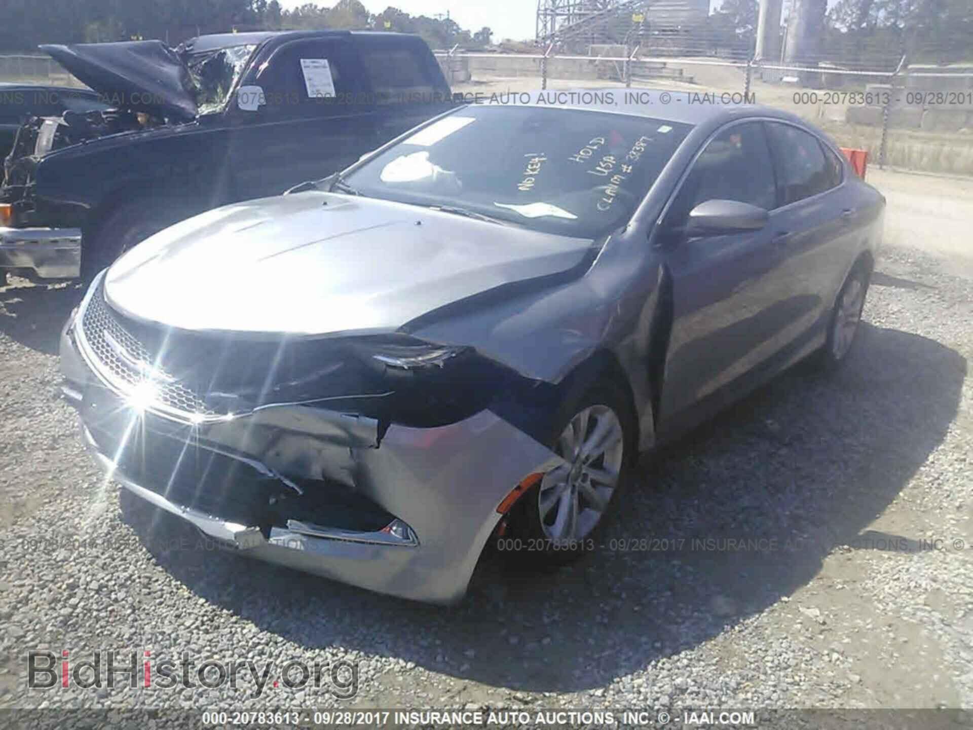 2015 Chrysler 200 - VIN: 1C3CCCAB9FN577289 - Photo 2