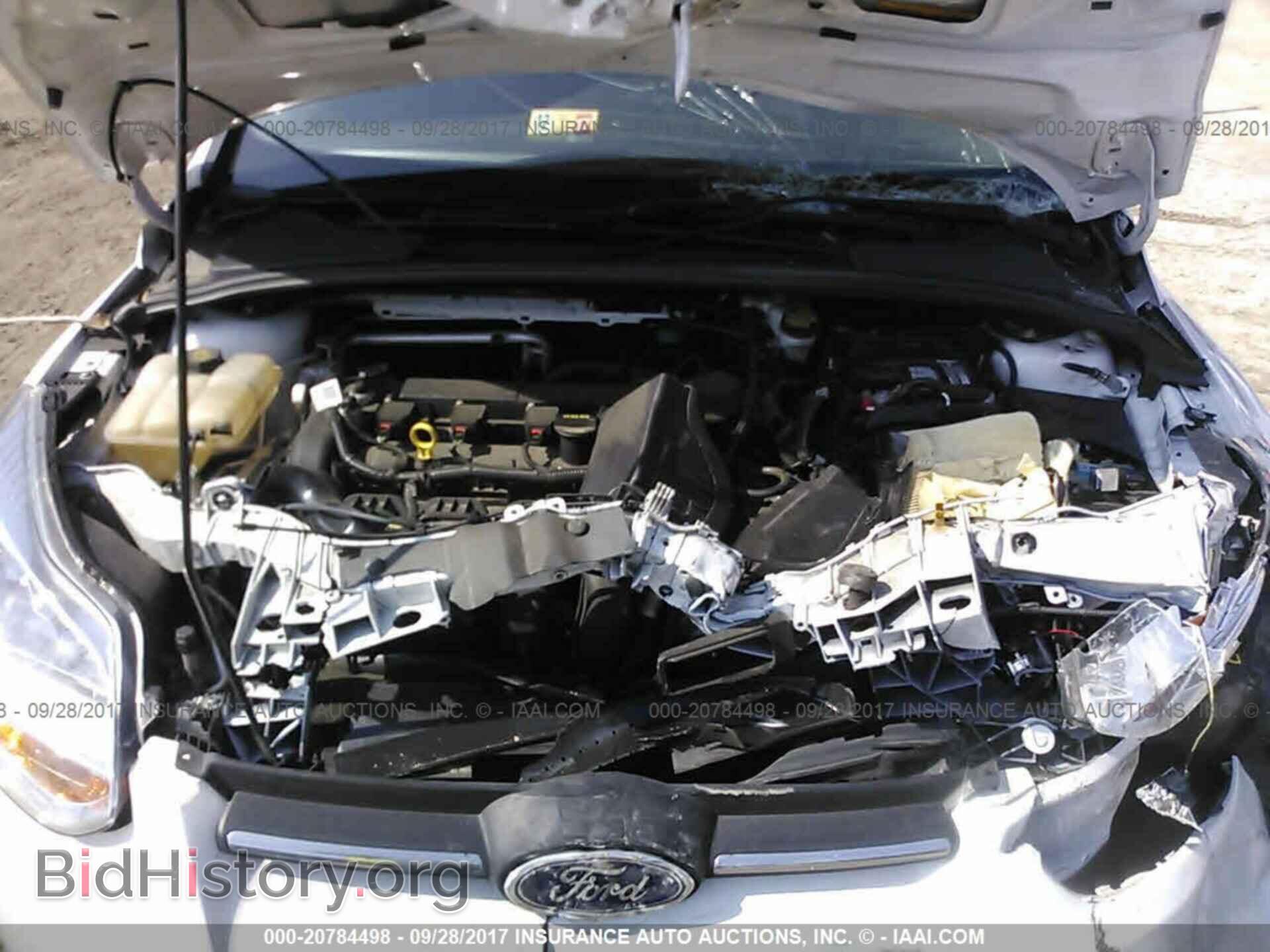 2014 Ford Focus - VIN: 1FADP3F29EL320341 - Photo 10