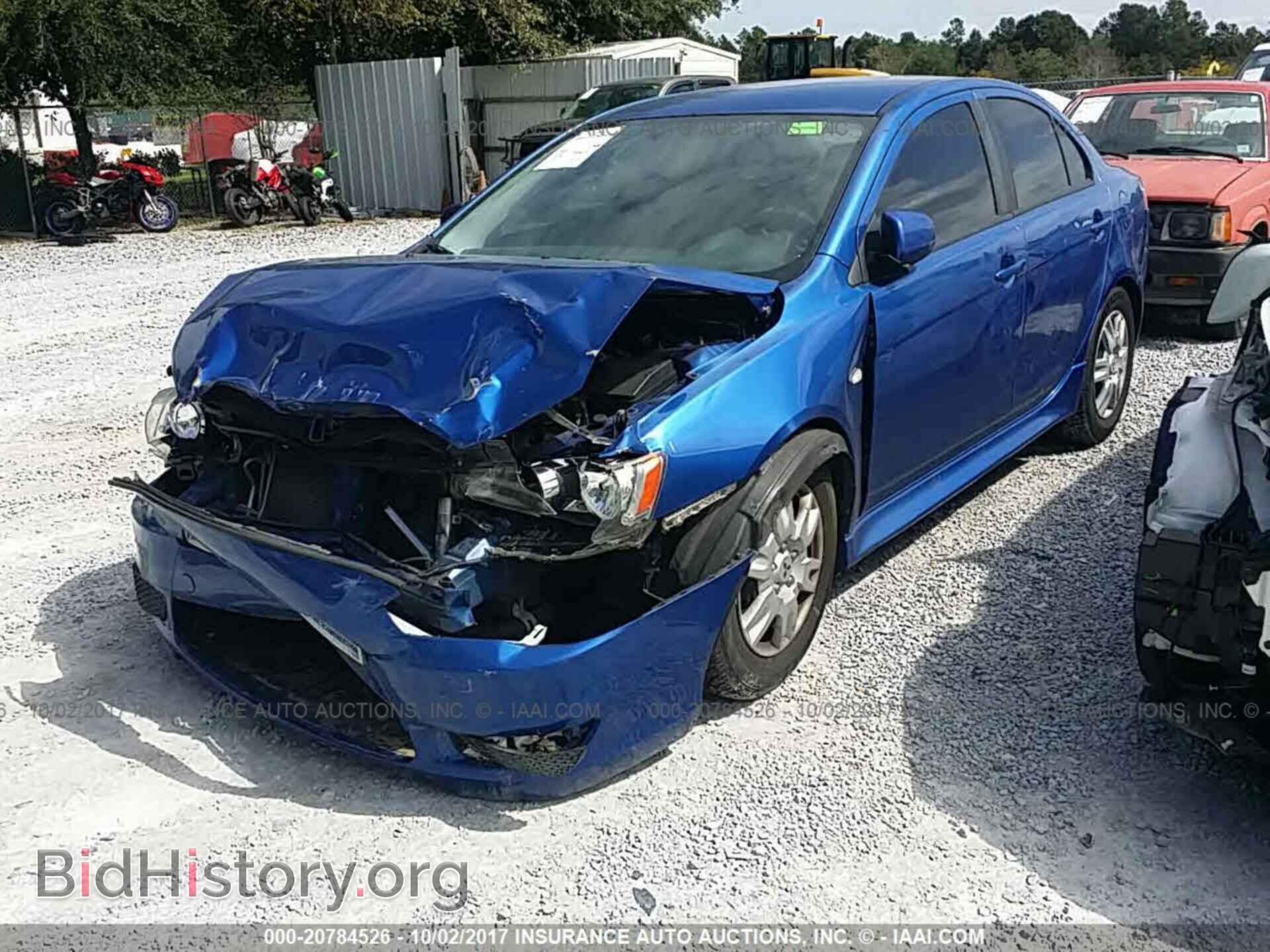 2011 Mitsubishi Lancer - VIN: JA32U2FU8BU044065 - Фото 2
