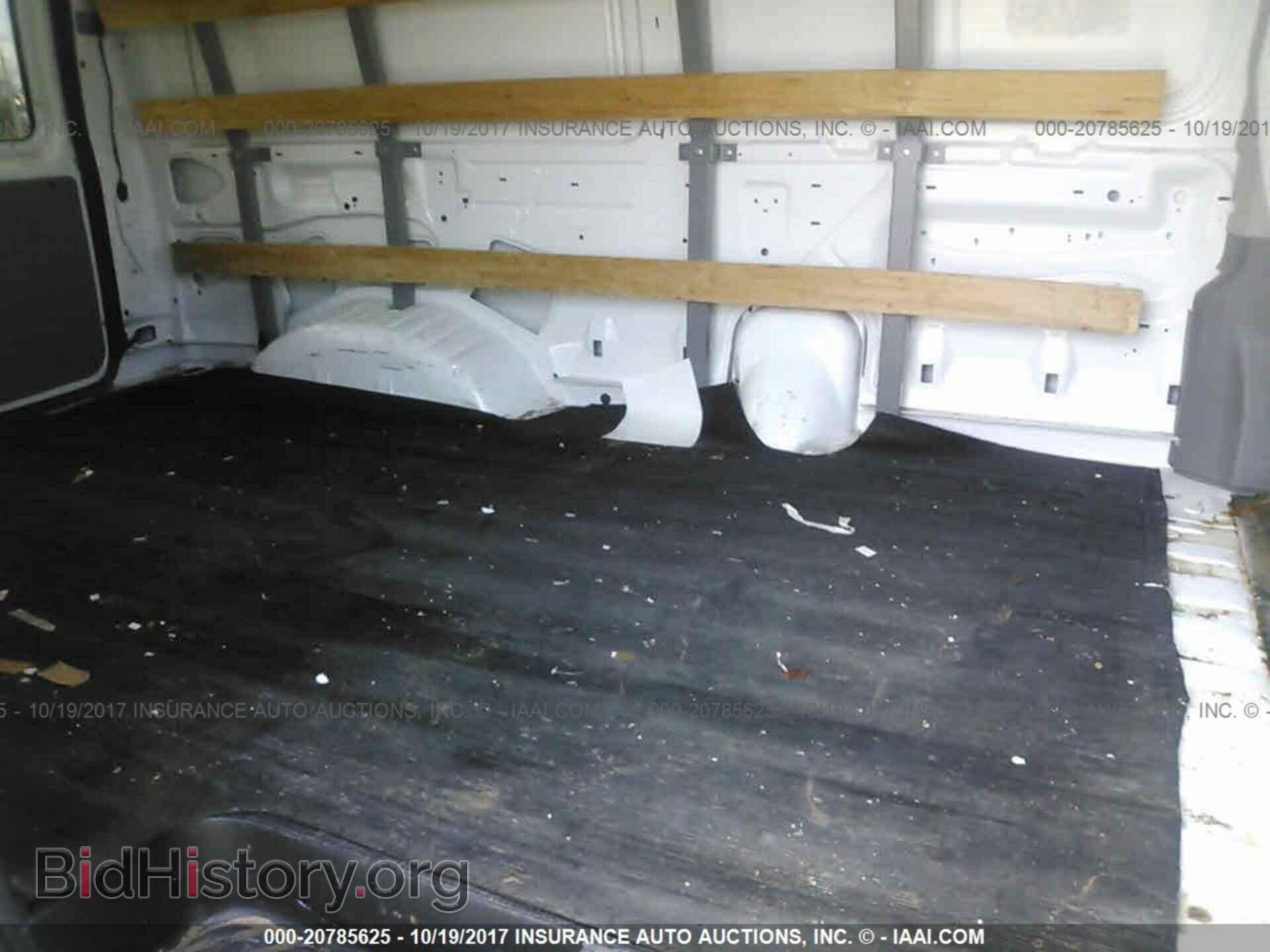 2011 Ford Econoline - VIN: 1FTNE2EW2BDA76623 - Фото 8