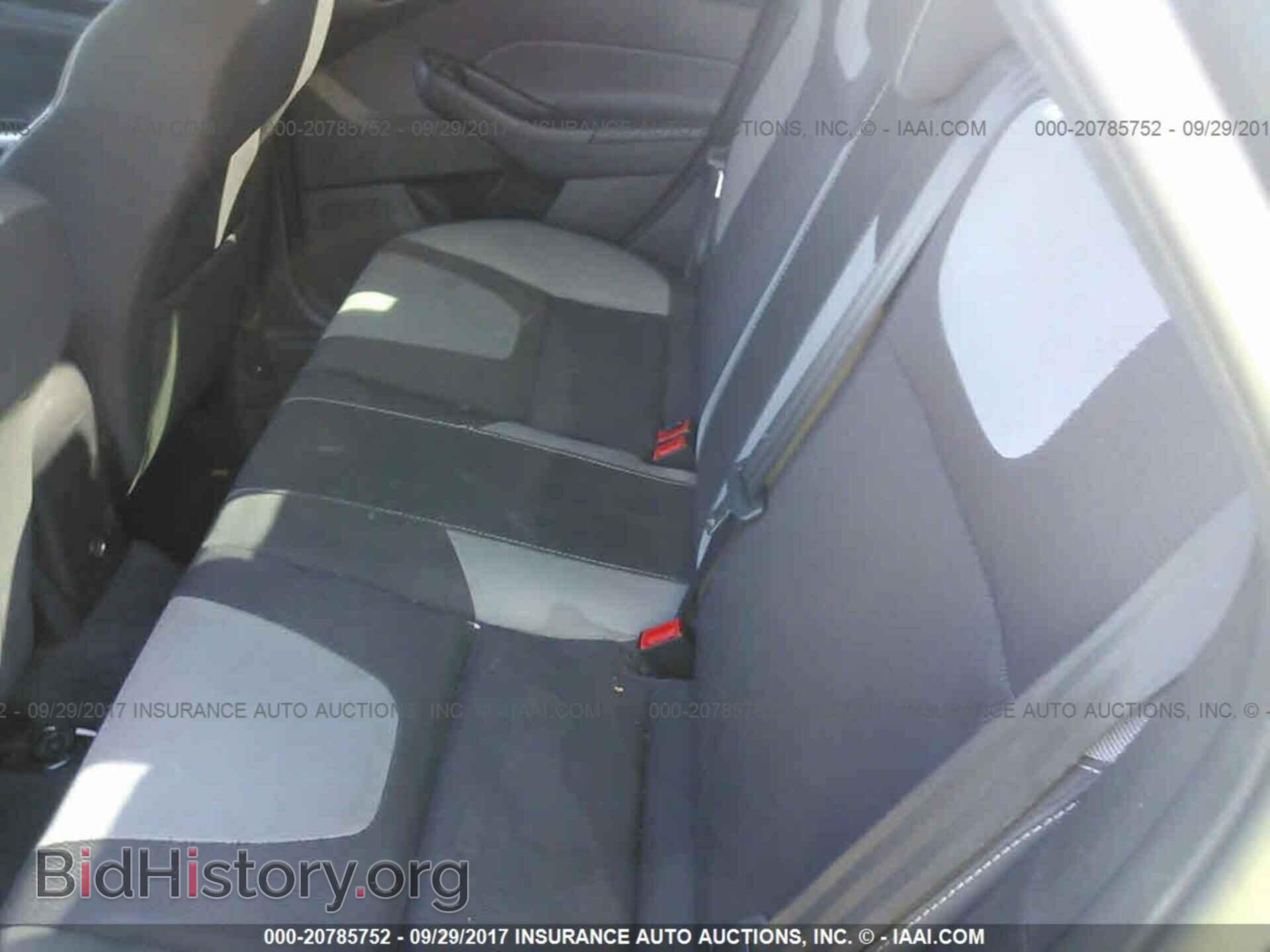 2012 Ford Focus - VIN: 1FAHP3F21CL270341 - Фото 8