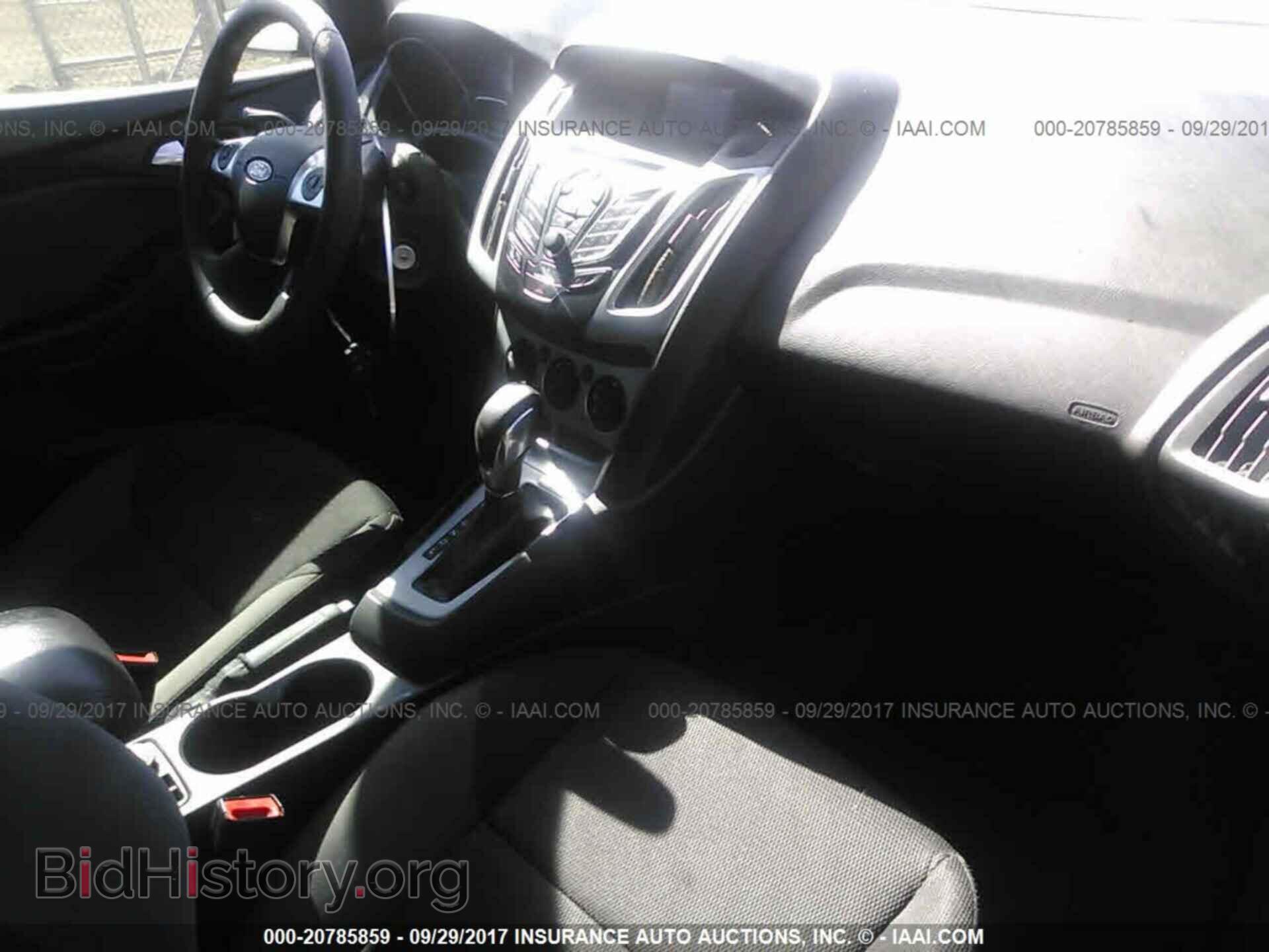 2012 Ford Focus - VIN: 1FAHP3F25CL268320 - Photo 5