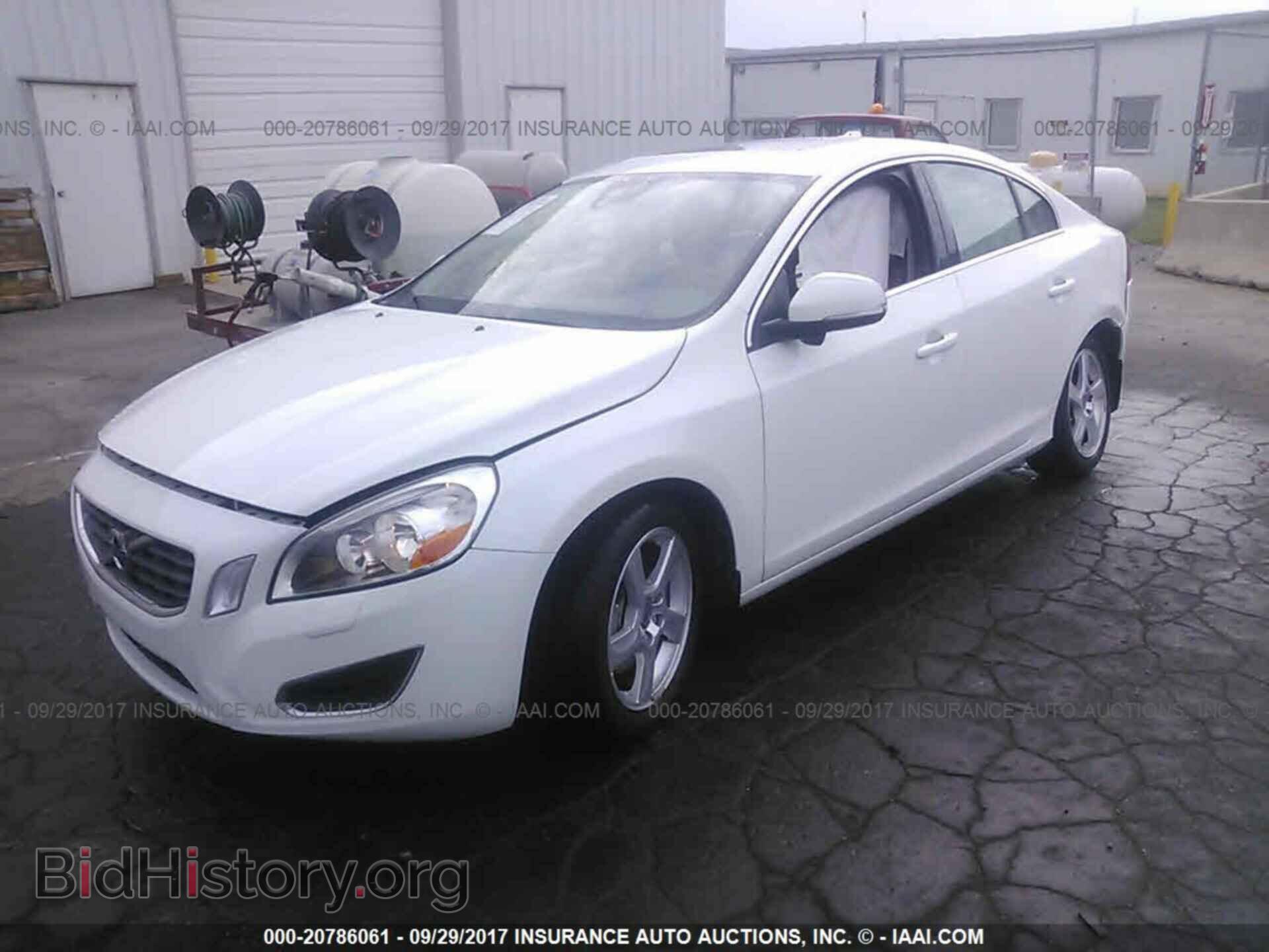 2012 Volvo S60 - VIN: YV1622FS5C2136331 - Фото 2