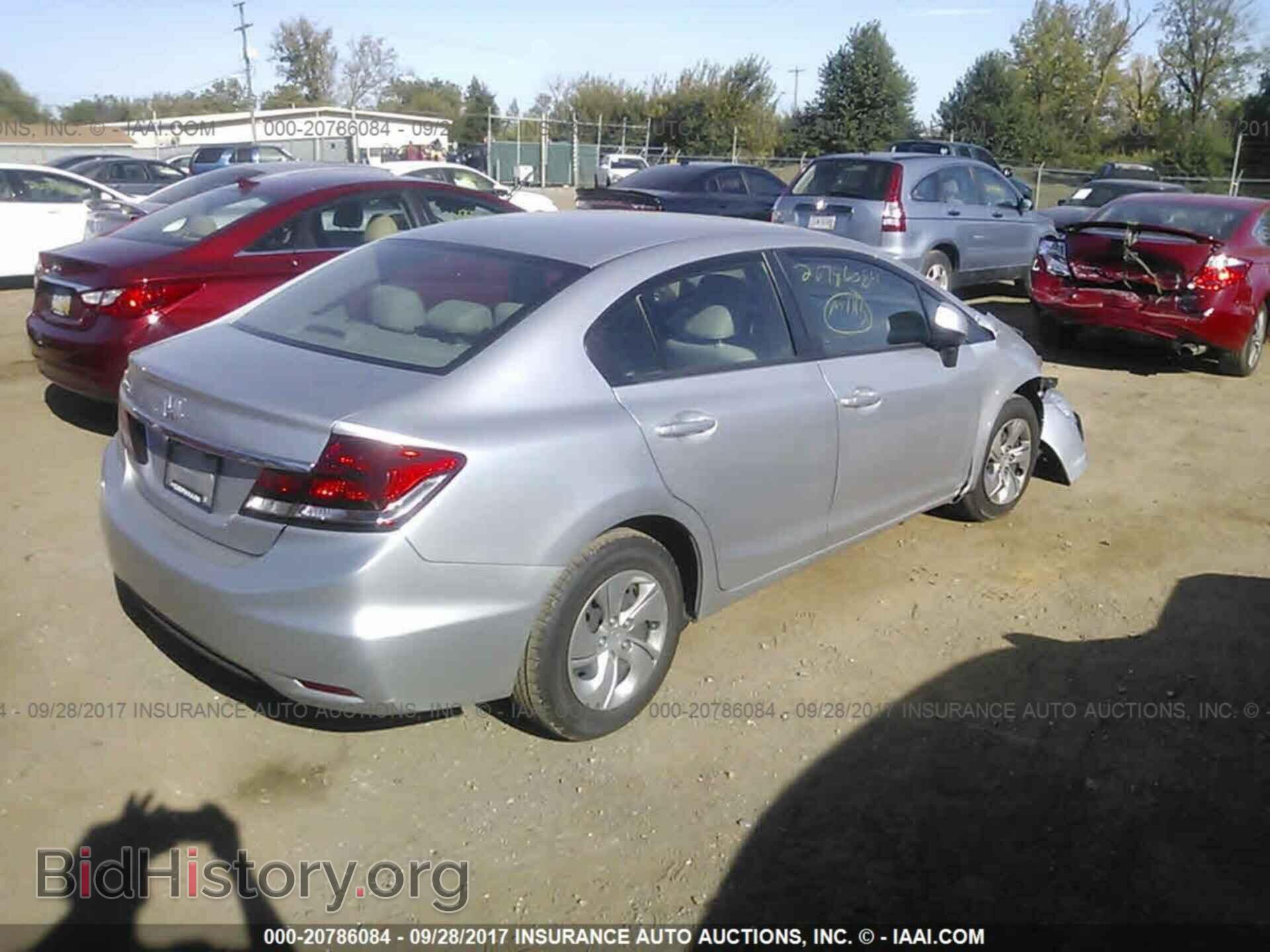 2013 Honda Civic - VIN: 19XFB2F59DE288276 - Photo 4