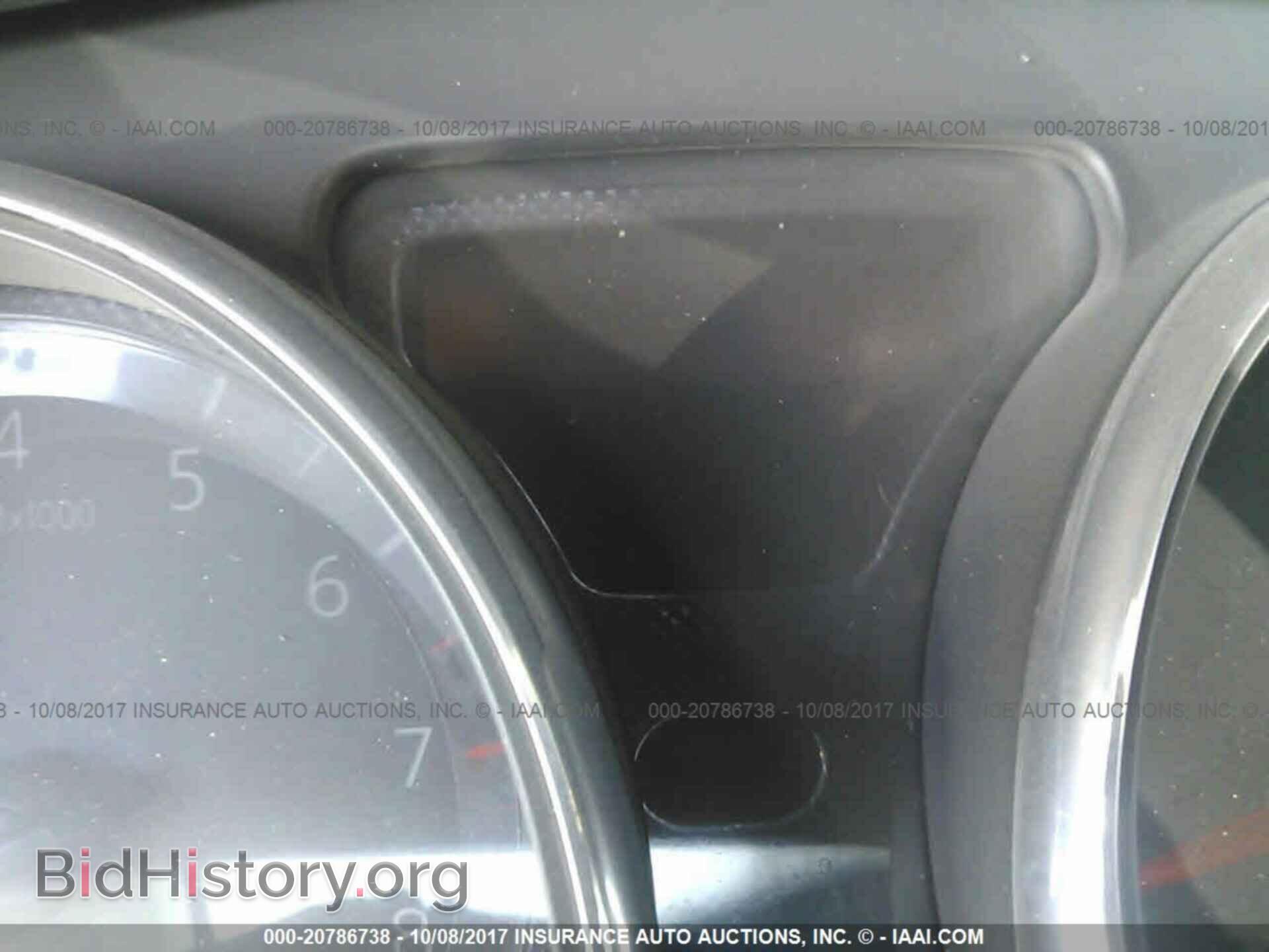 2015 Nissan Versa note - VIN: 3N1CE2CP7FL398745 - Фото 7