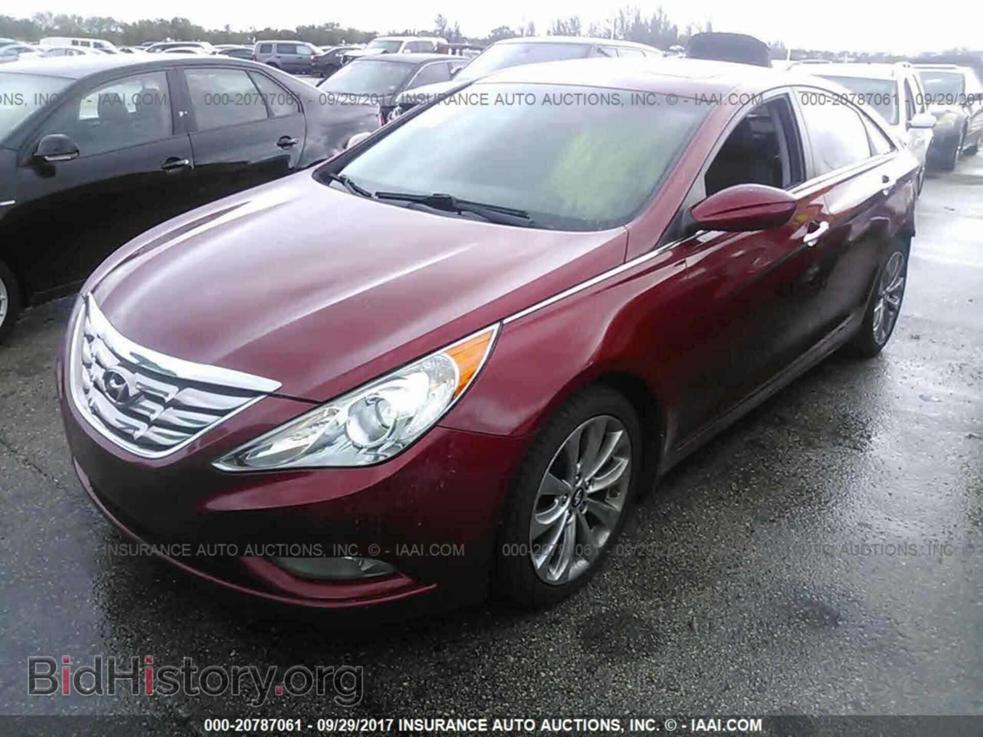 2012 Hyundai Sonata - VIN: 5NPEC4AB2CH480411 - Photo 2