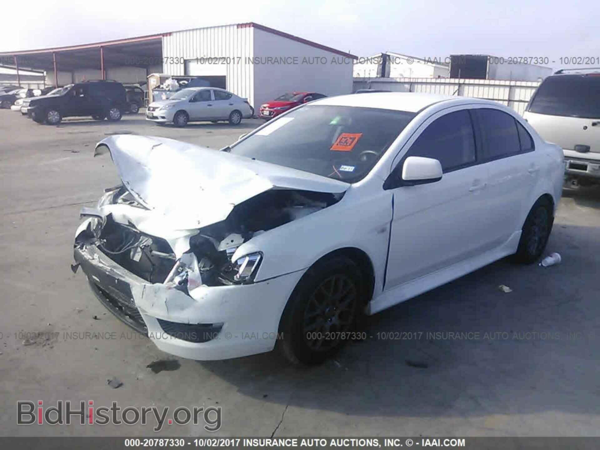 2014 Mitsubishi Lancer - VIN: JA32U2FU3EU008210 - Фото 2