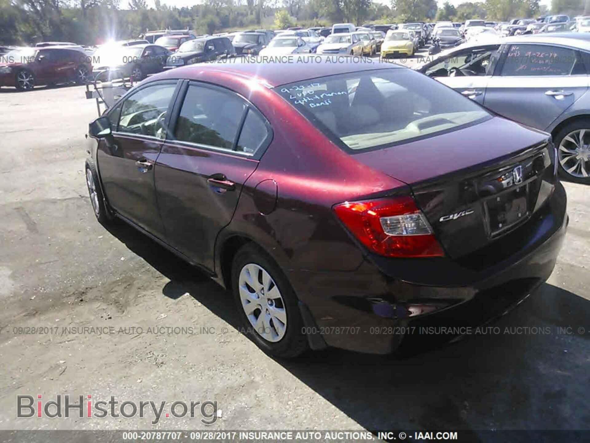 2012 Honda Civic - VIN: 2HGFB2F56CH536522 - Photo 3