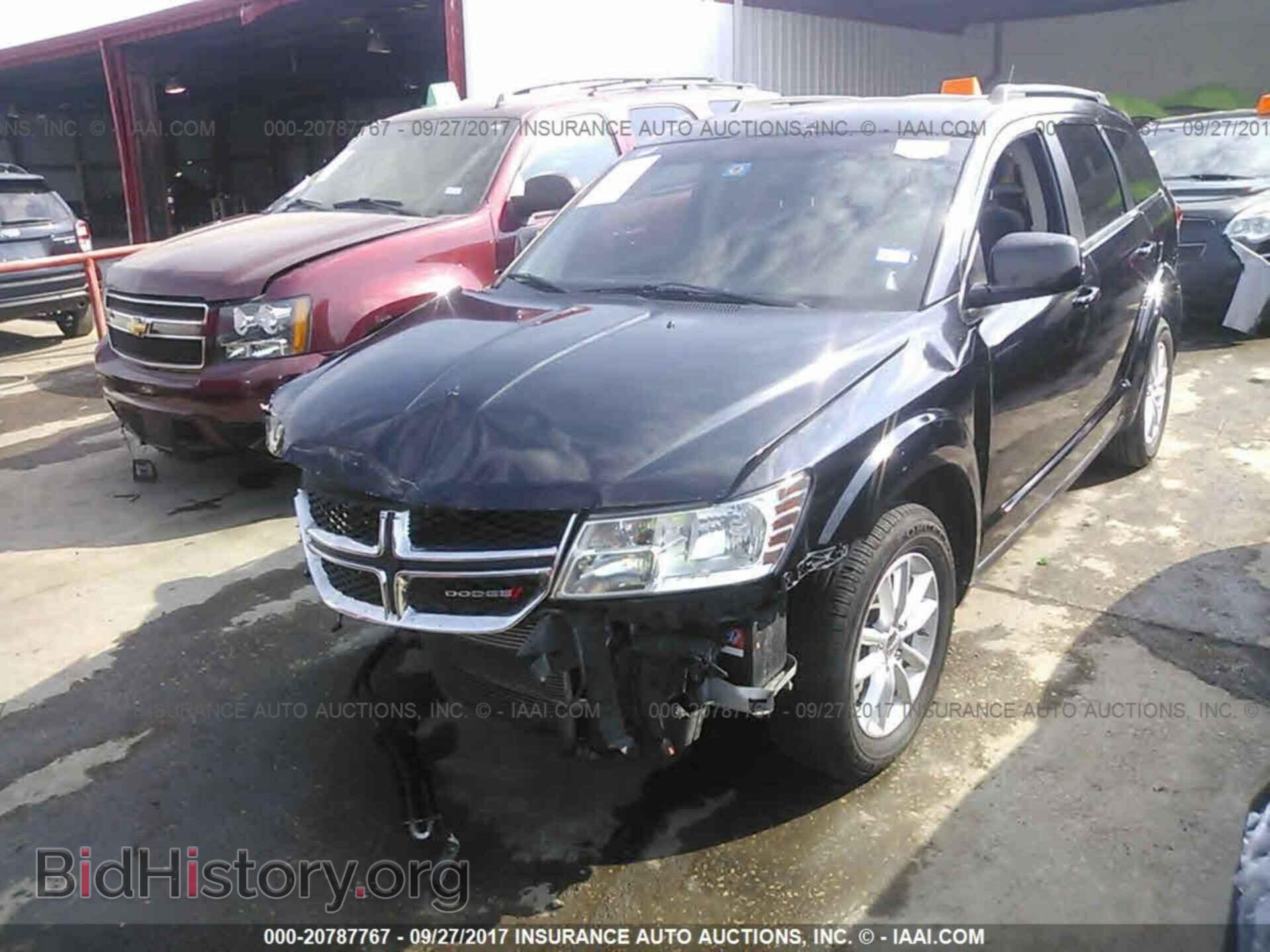 2014 Dodge Journey - VIN: 3C4PDCBG1ET229800 - Фото 2