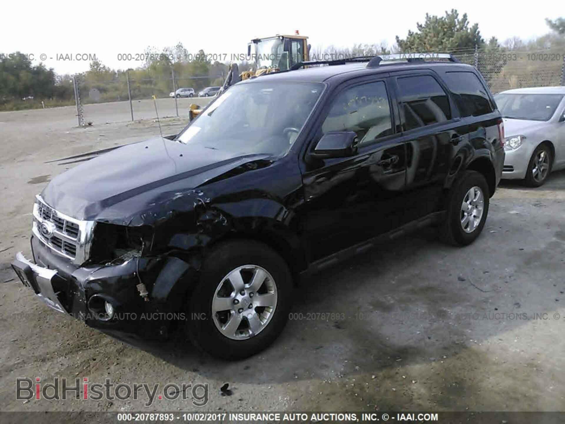 2012 Ford Escape - VIN: 1FMCU0E71CKC40976 - Photo 2