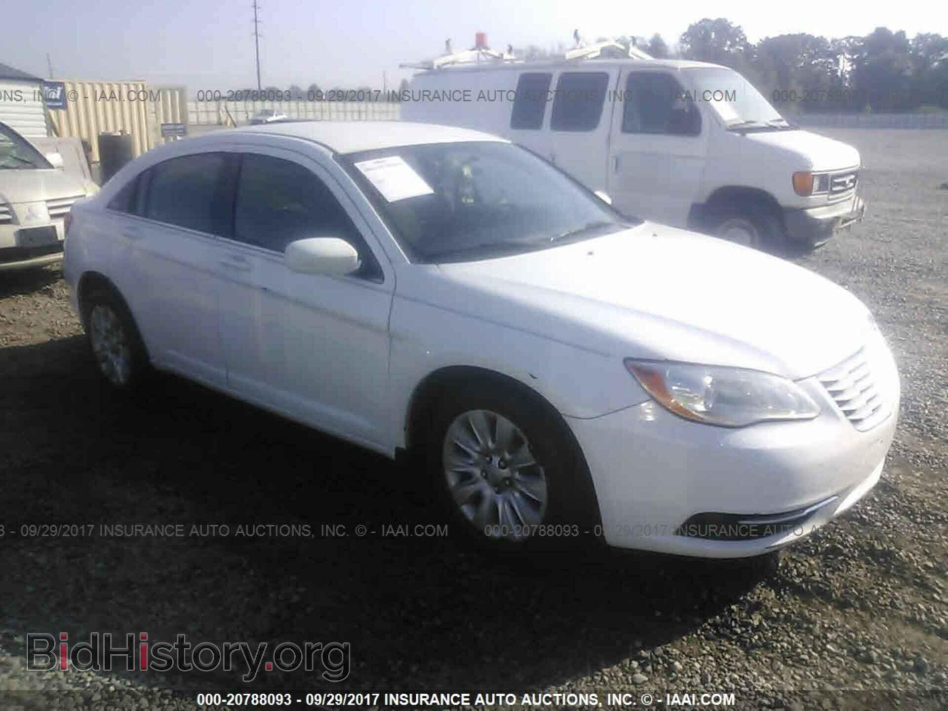 Photo 1C3CCBAB2CN199371 - Chrysler 200 2012