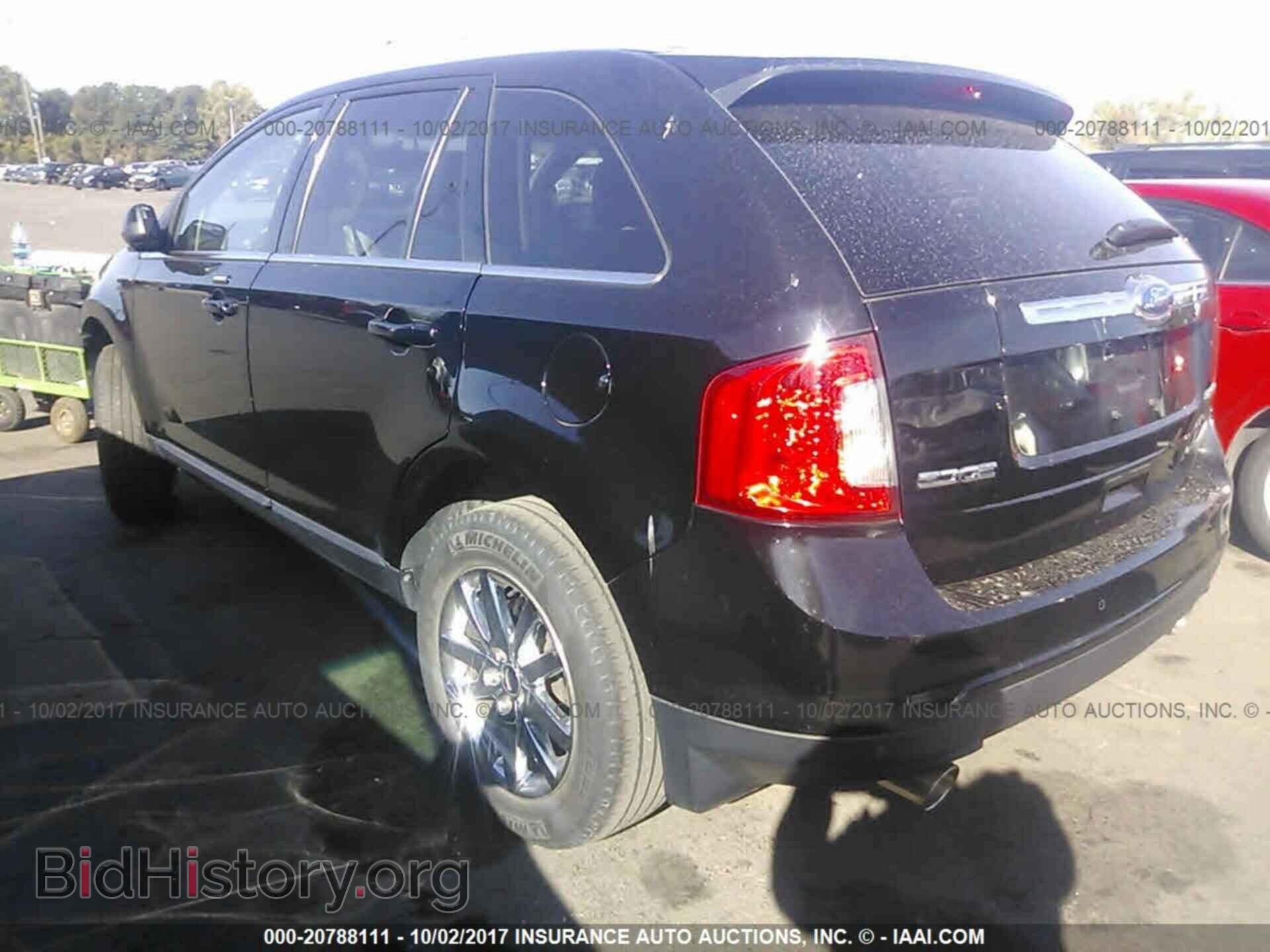 2012 Ford Edge - VIN: 2FMDK3KC9CBA30827 - Photo 3