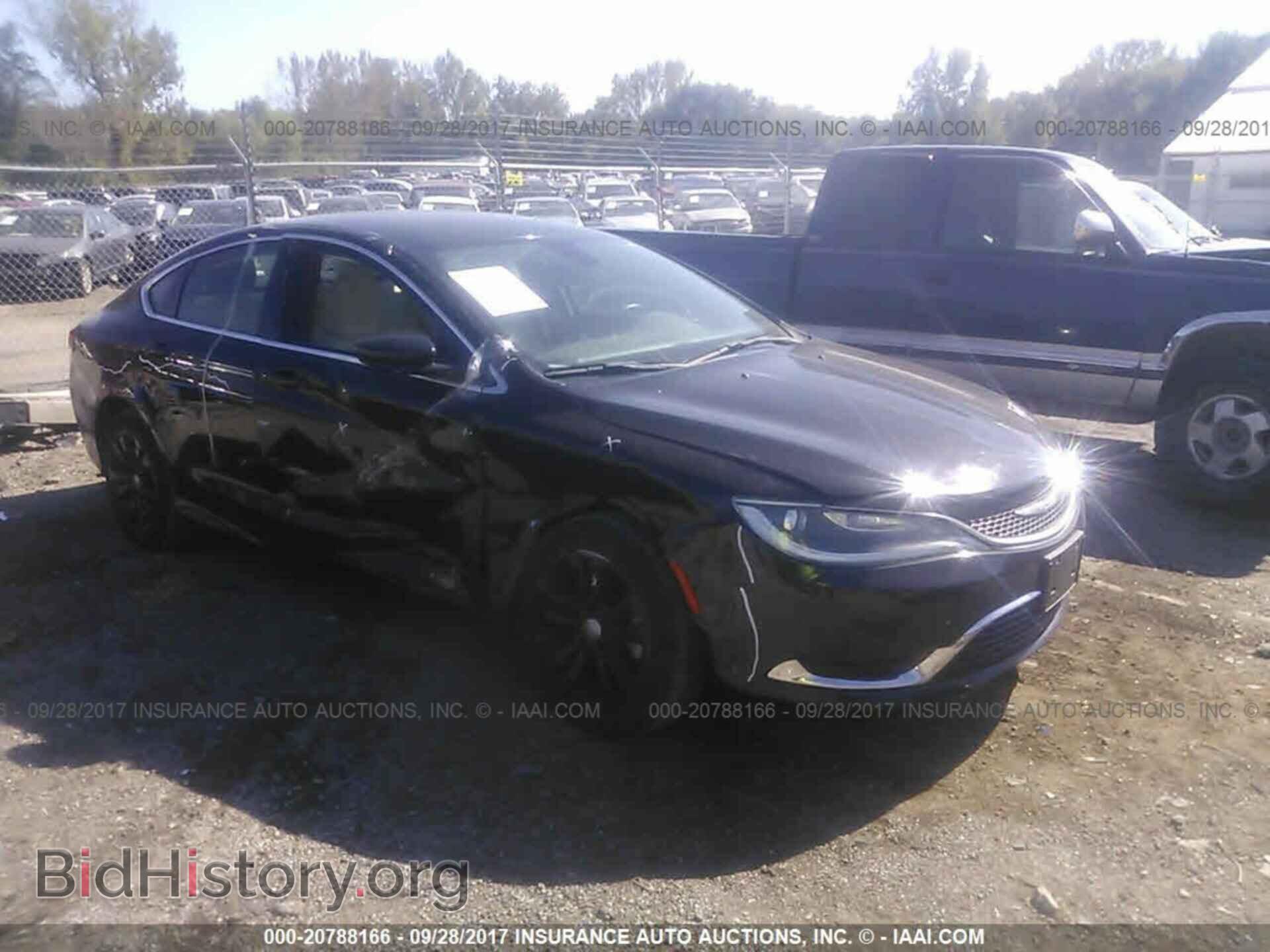 Photo 1C3CCCAB2FN724052 - Chrysler 200 2015