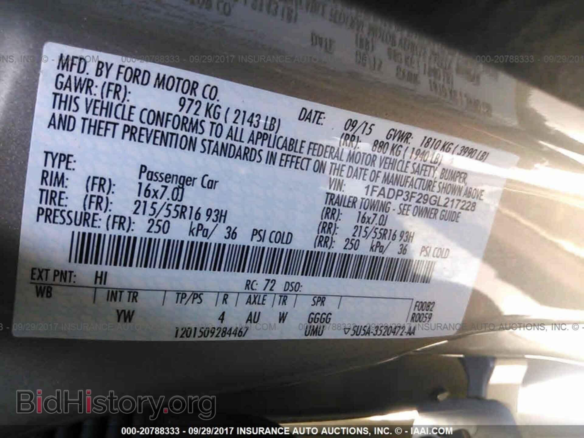 2016 Ford Focus - VIN: 1FADP3F29GL217228 - Photo 9