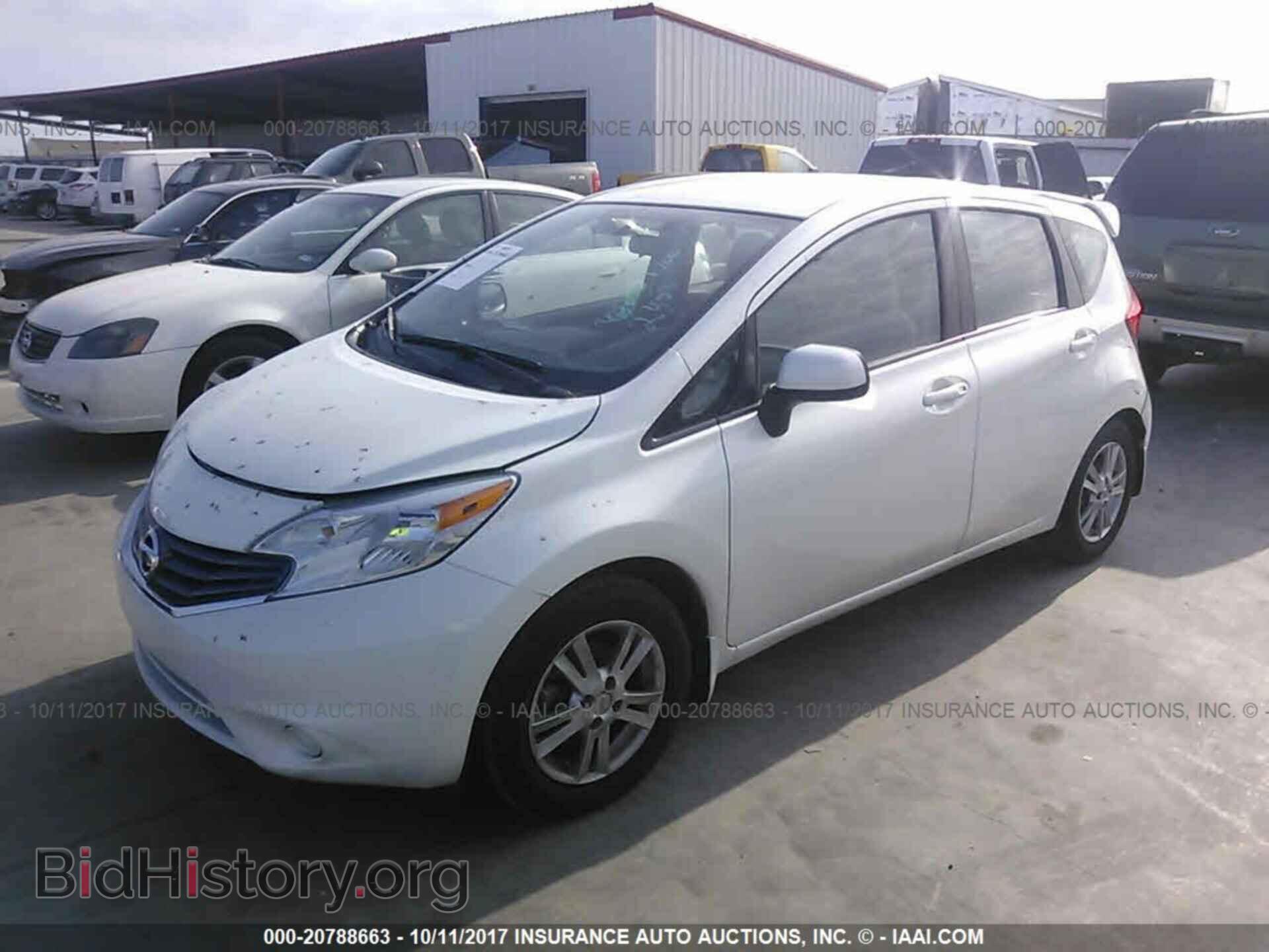 2014 Nissan Versa note - VIN: 3N1CE2CP0EL391862 - Photo 2