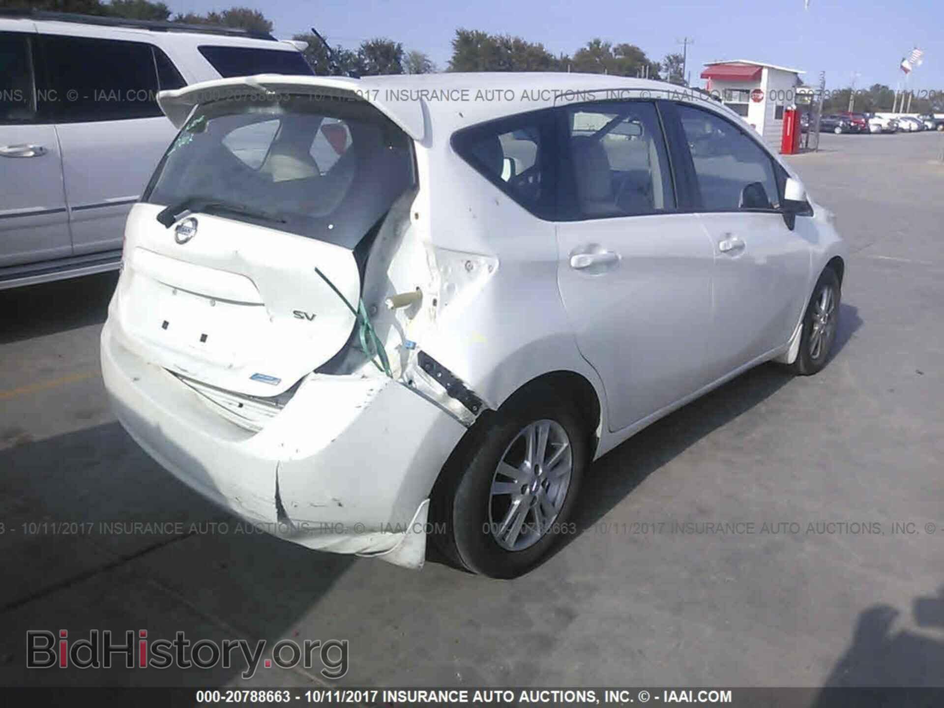 2014 Nissan Versa note - VIN: 3N1CE2CP0EL391862 - Photo 4