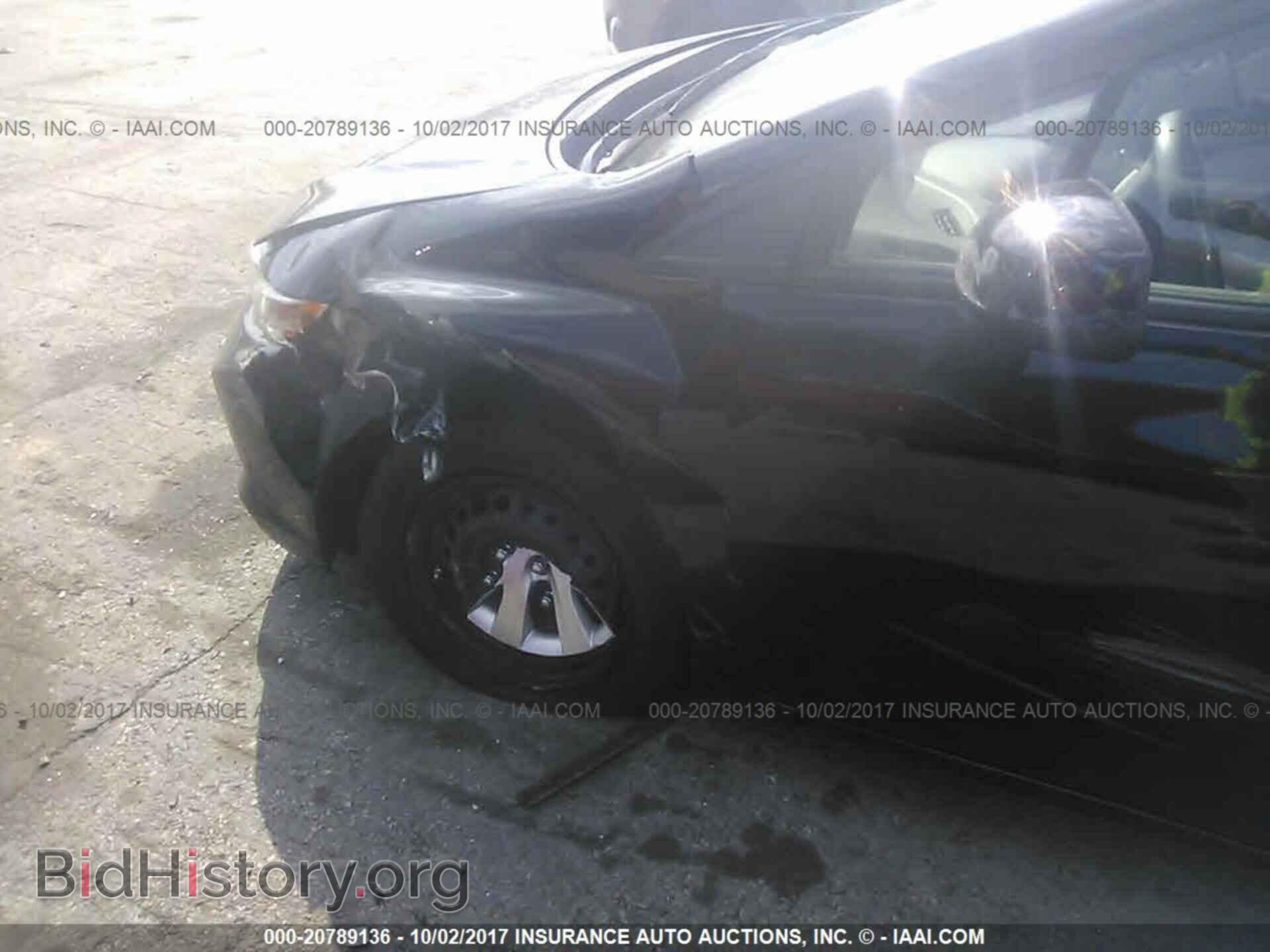 2012 Honda Civic - VIN: 19XFB2F59CE009178 - Photo 6