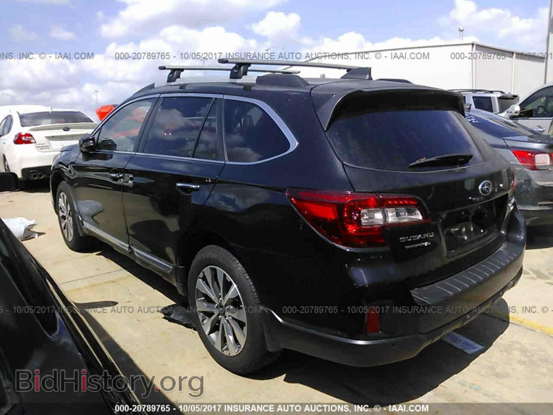 2017 Subaru Outback - VIN: 4S4BSETC1H3344027 - Фото 3