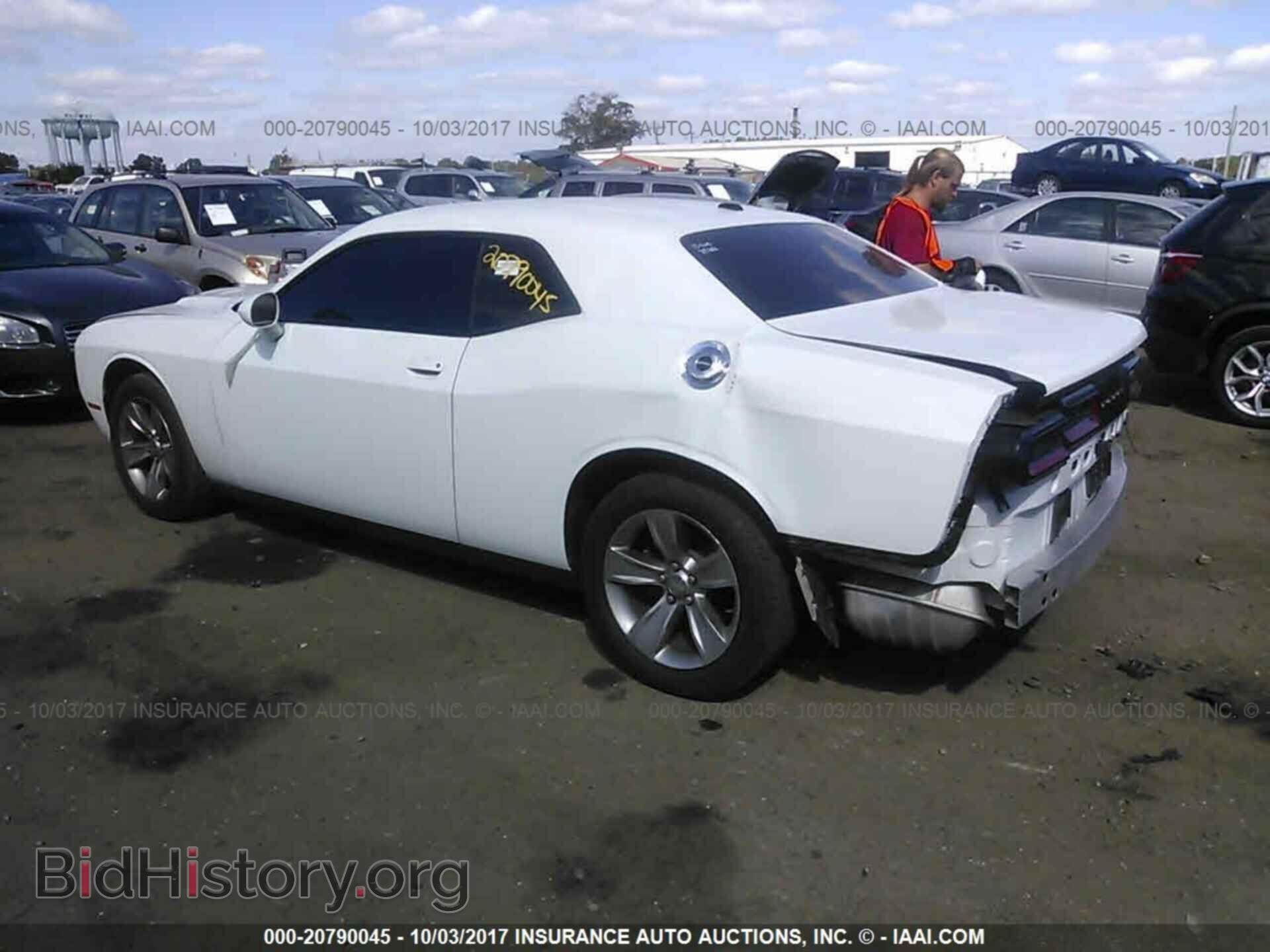 2015 Dodge Challenger - VIN: 2C3CDZAG3FH719866 - Photo 3