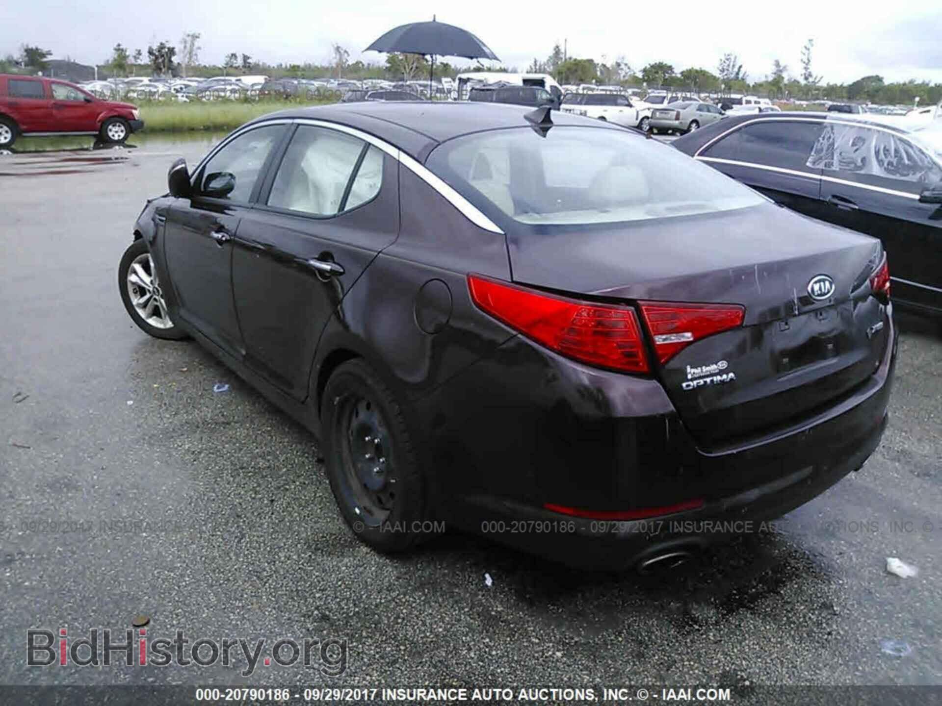 2011 Kia Optima - VIN: KNAGN4A71B5123084 - Фото 3