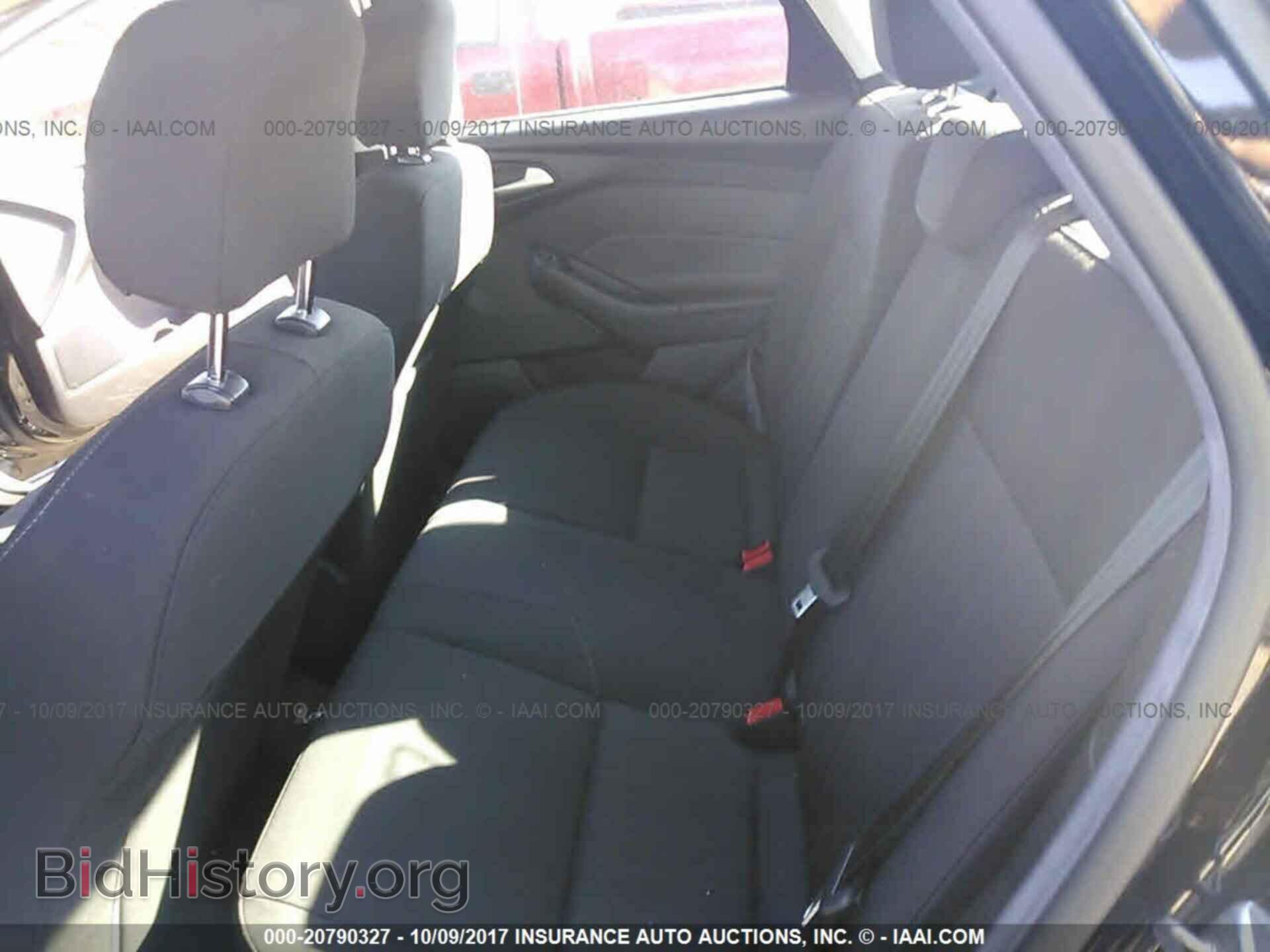 2016 Ford Focus - VIN: 1FADP3F27GL368908 - Фото 8