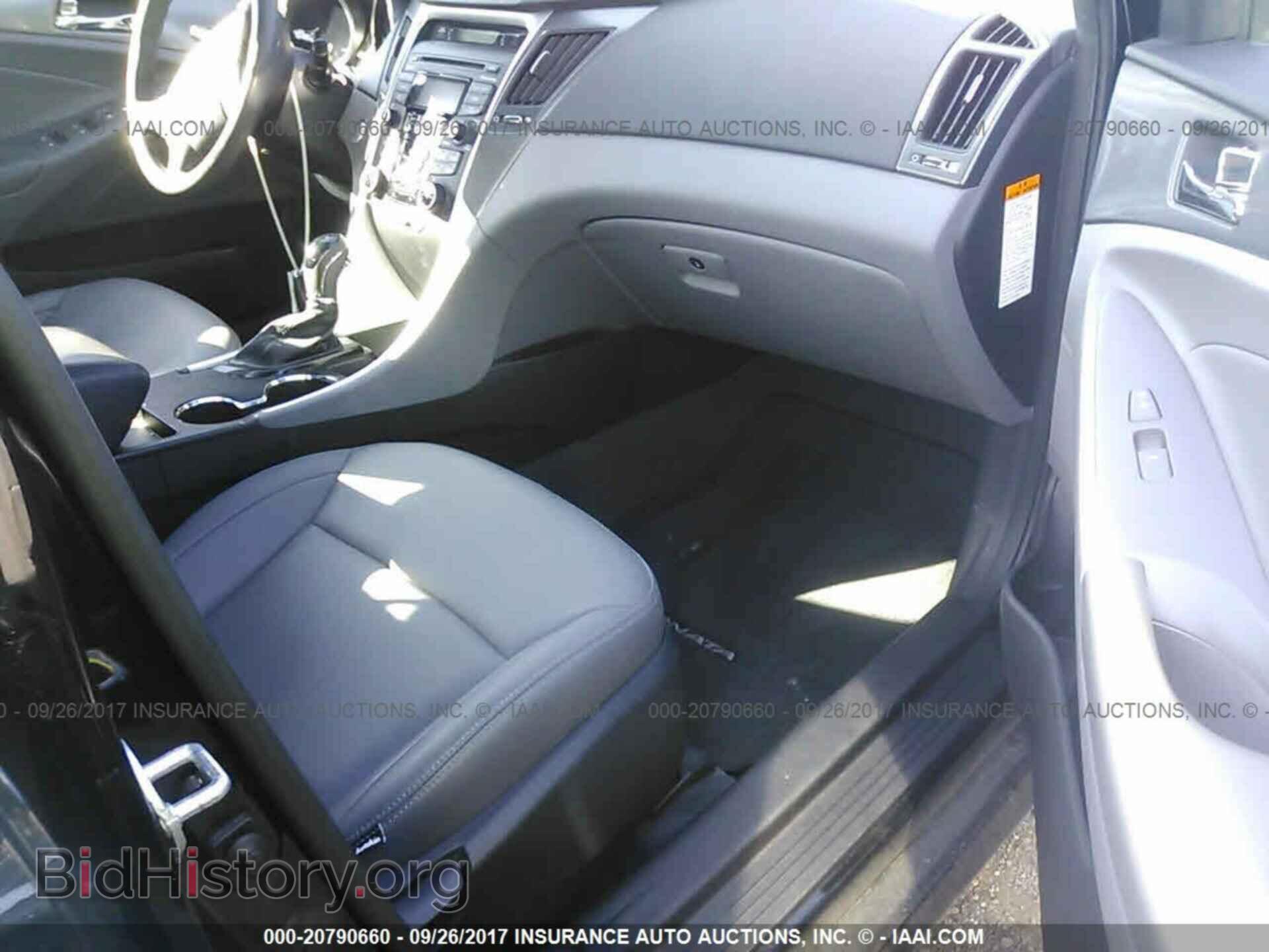 2012 Hyundai Sonata - VIN: KMHEC4A47CA046148 - Фото 5