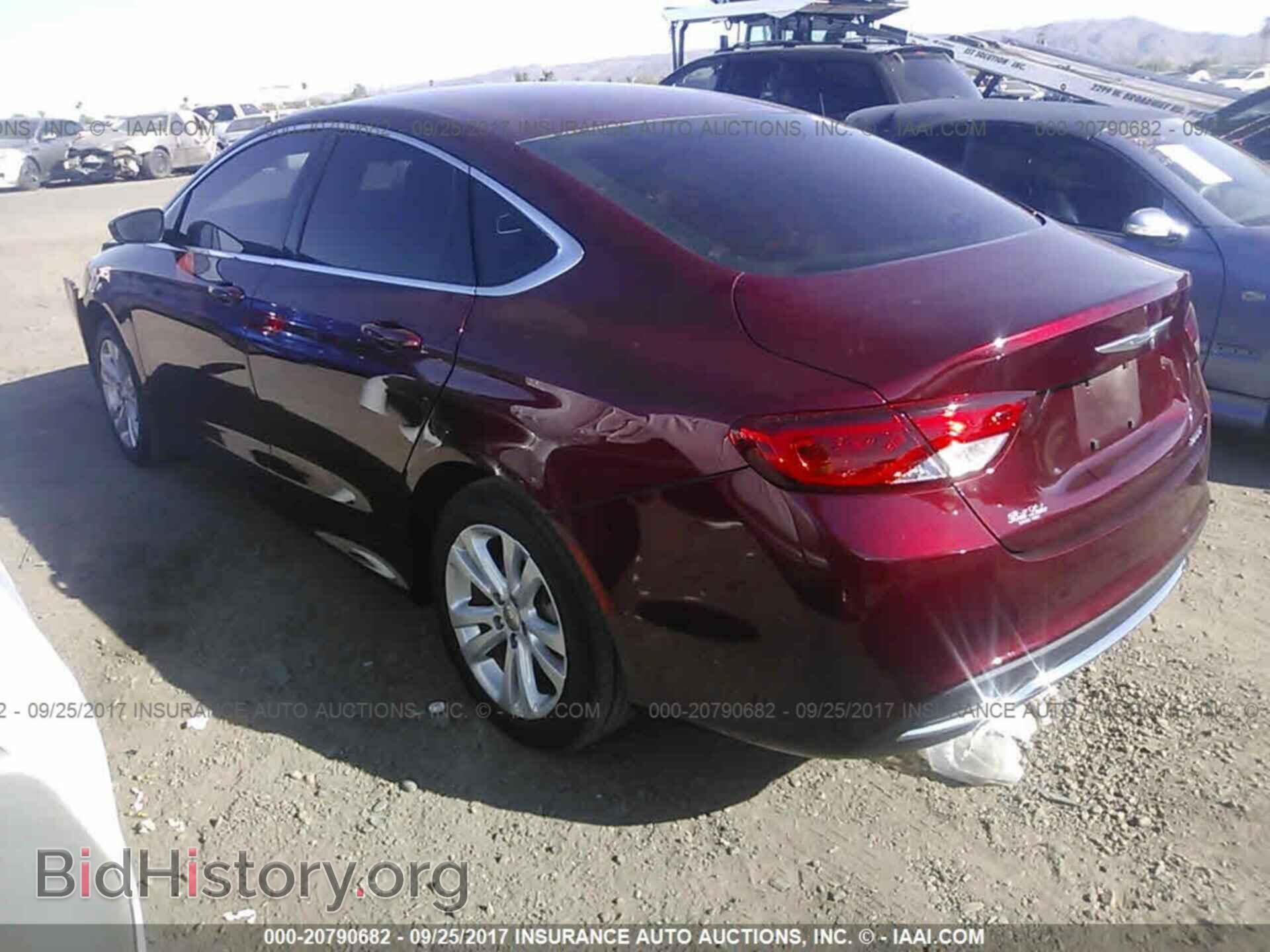 2015 Chrysler 200 - VIN: 1C3CCCABXFN640951 - Photo 3