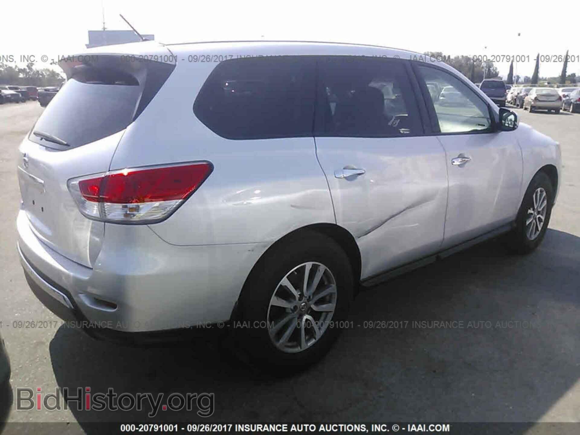 2014 Nissan Pathfinder - VIN: 5N1AR2MN1EC677118 - Фото 4