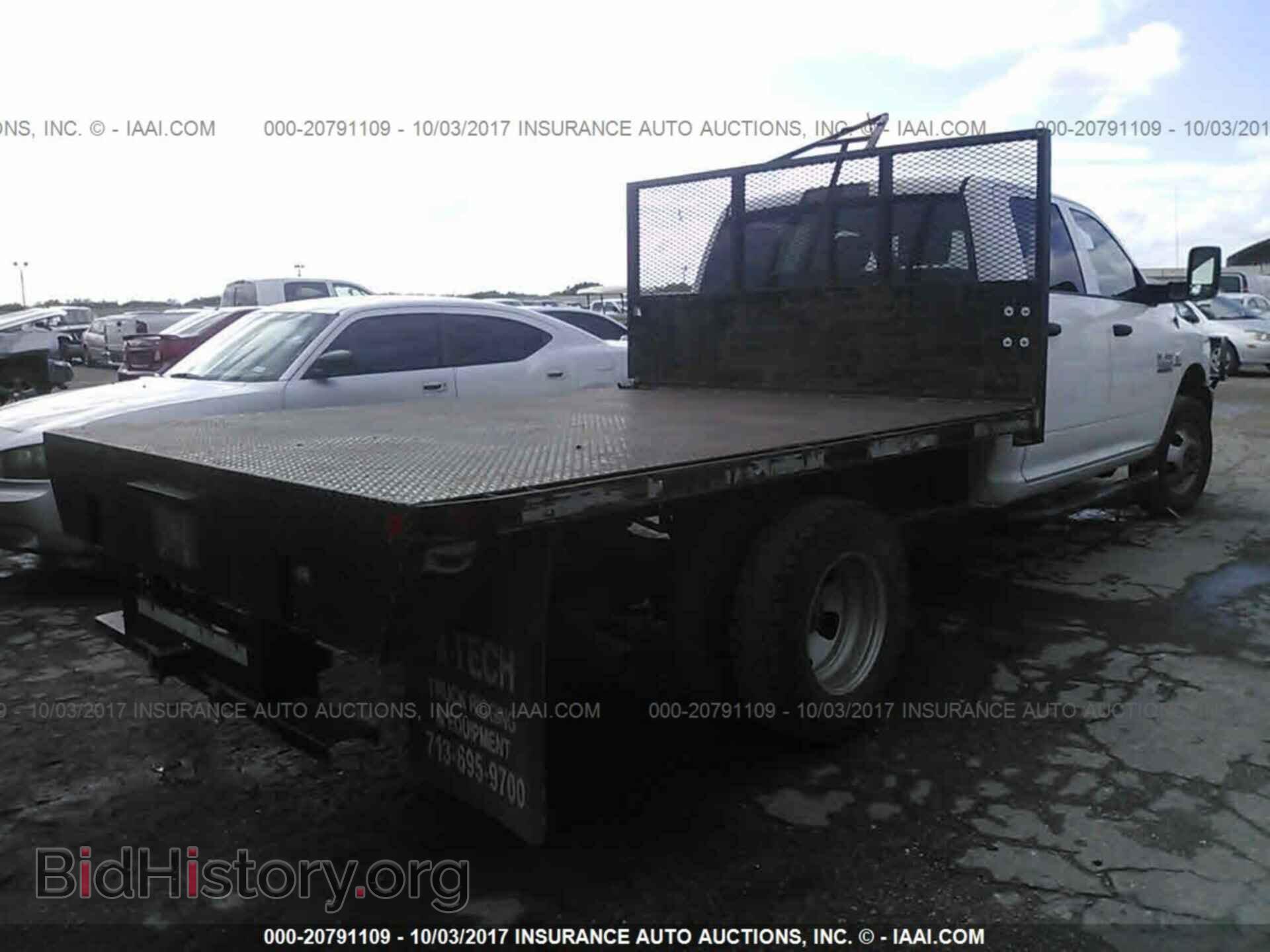 2014 Ram 3500 - VIN: 3C7WRSCL4EG312605 - Photo 4