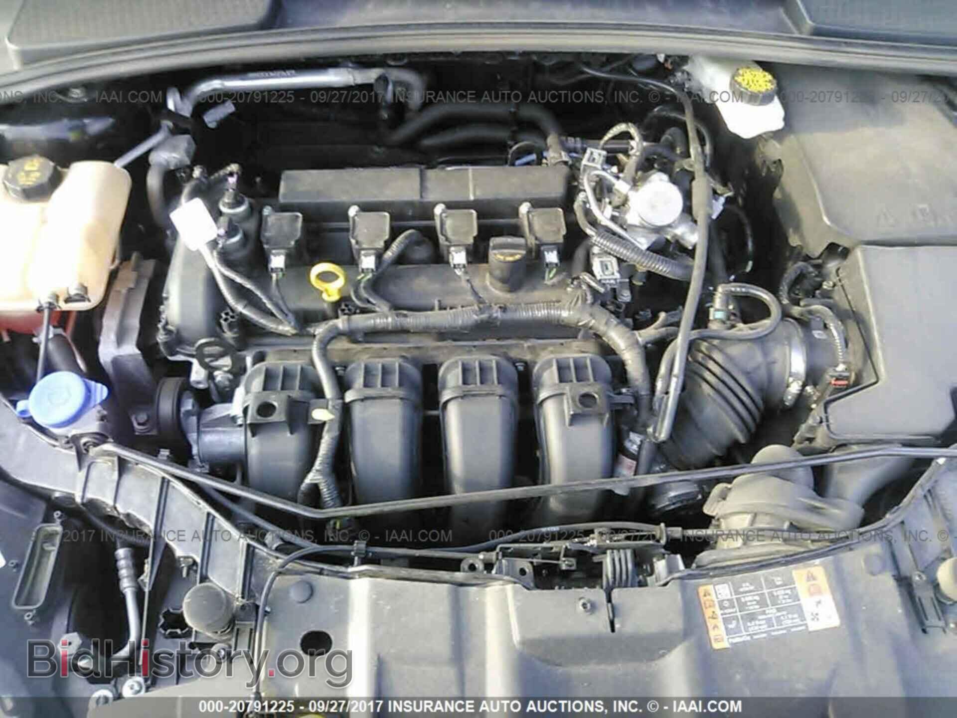 2017 Ford Focus - VIN: 1FADP3K24HL216365 - Photo 10