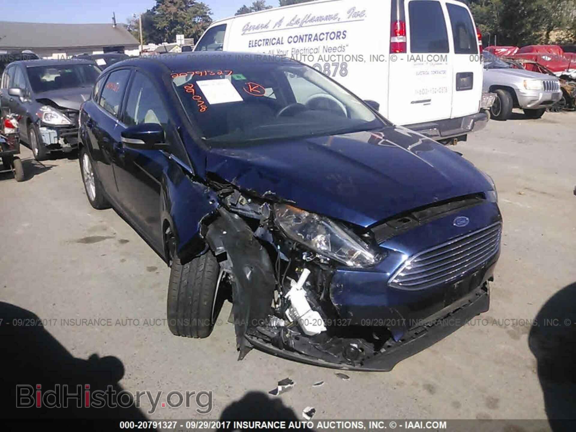 Photo 1FADP3N28GL278975 - Ford Focus 2016