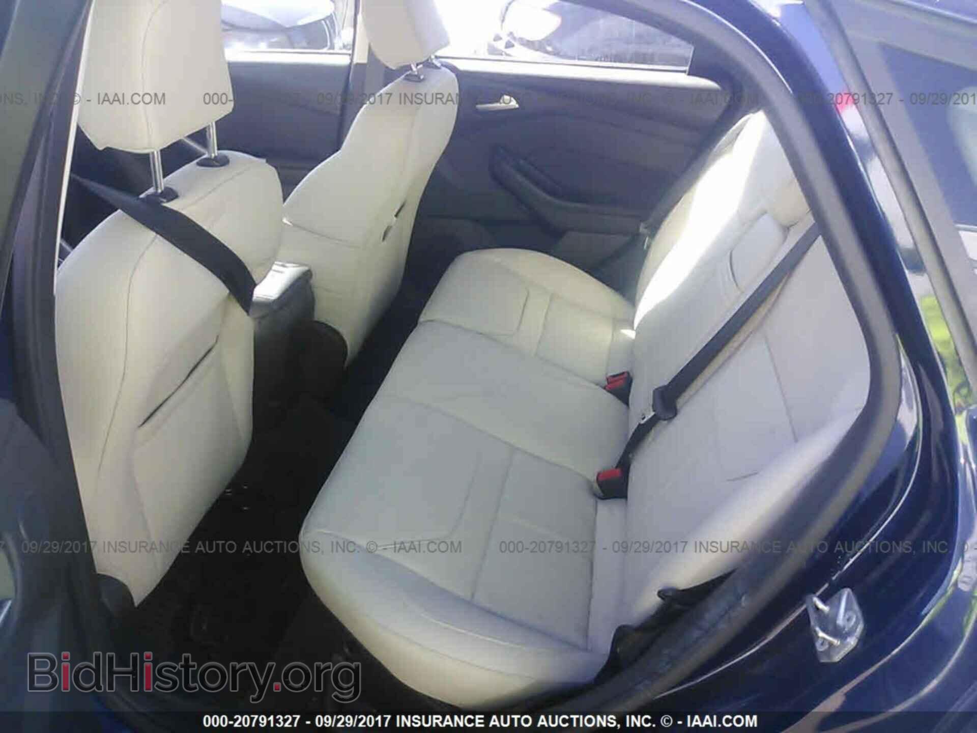2016 Ford Focus - VIN: 1FADP3N28GL278975 - Photo 8