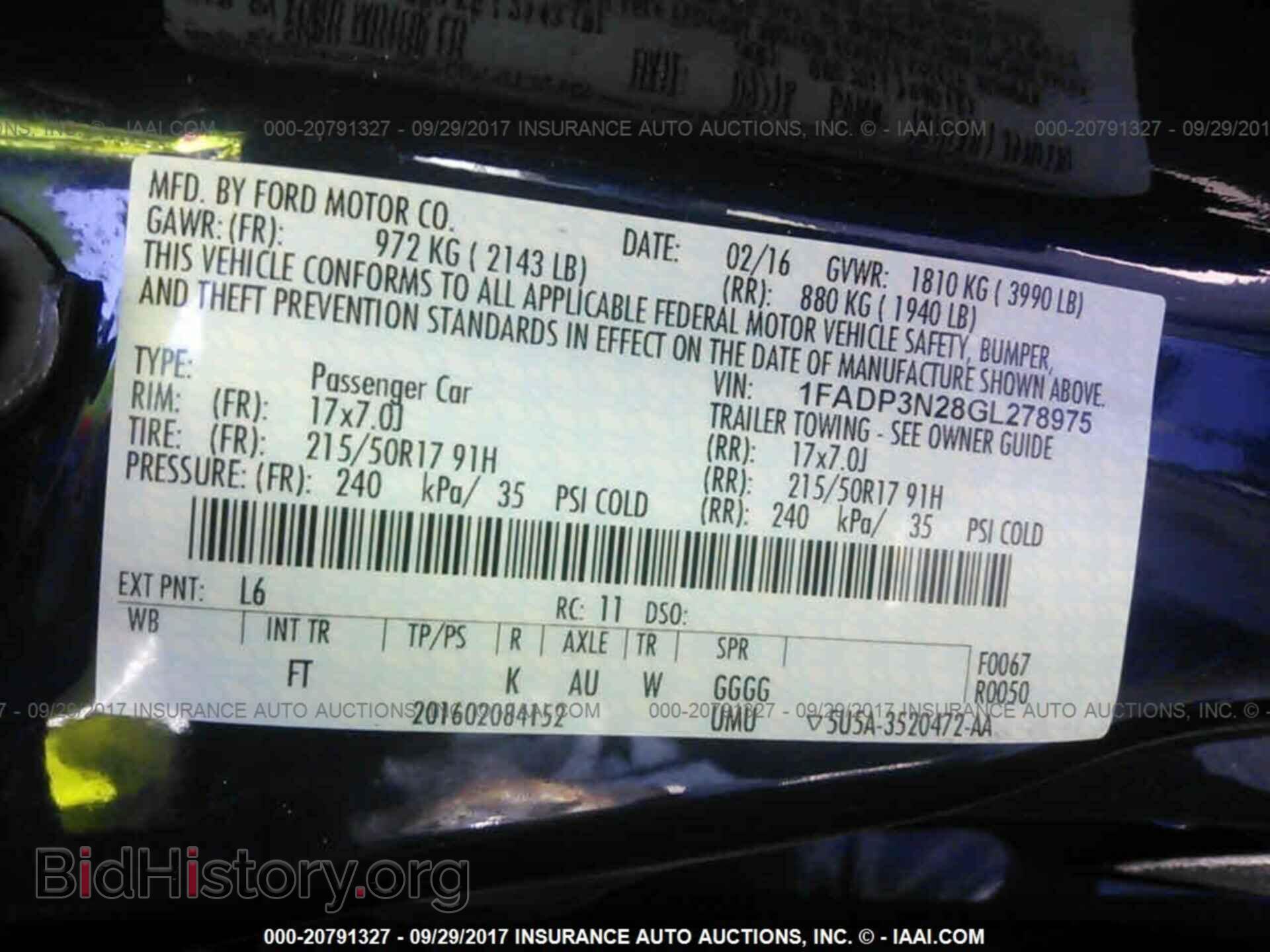 2016 Ford Focus - VIN: 1FADP3N28GL278975 - Photo 9