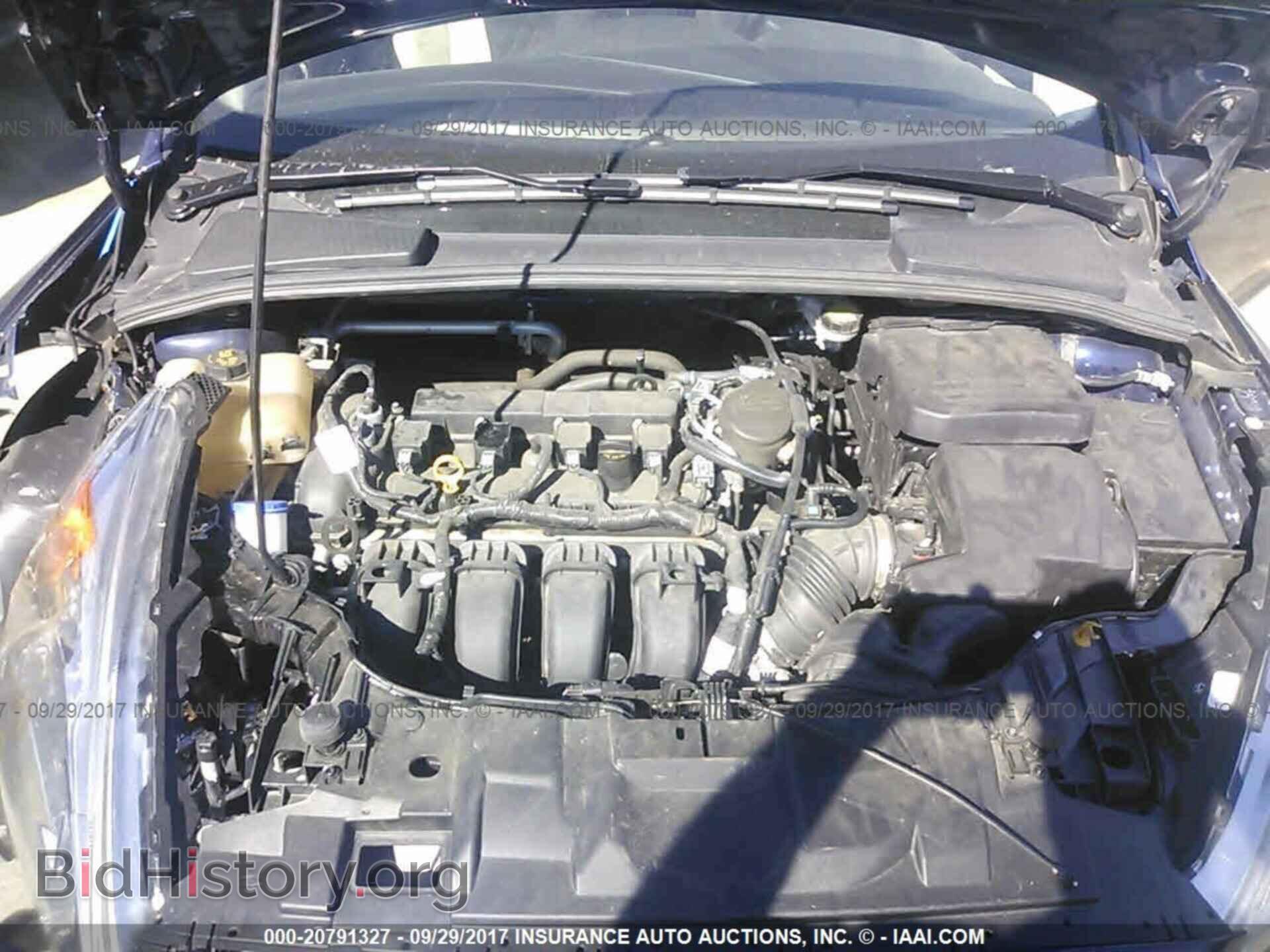 2016 Ford Focus - VIN: 1FADP3N28GL278975 - Photo 10