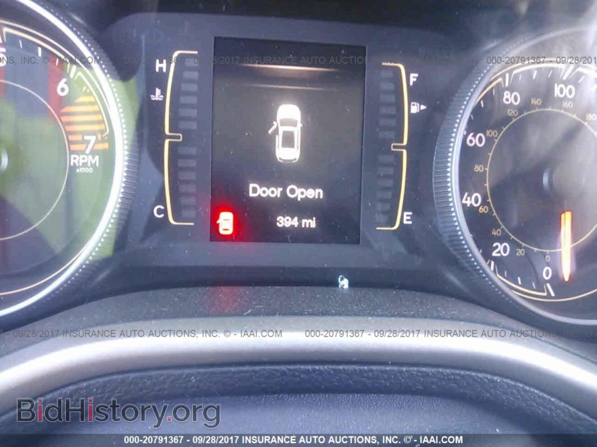 2017 Jeep Cherokee - VIN: 1C4PJLCBXHW604321 - Photo 7