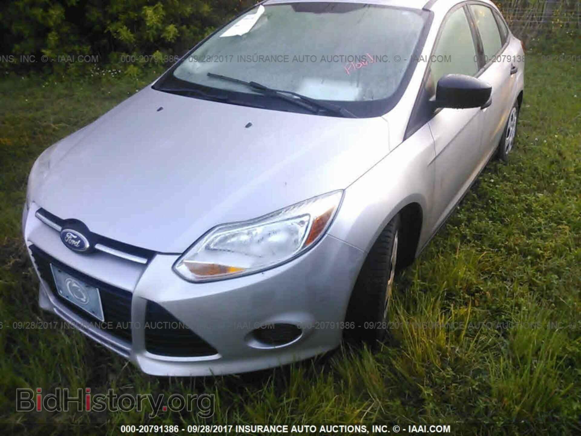 2012 Ford Focus - VIN: 1FAHP3E29CL327208 - Photo 6