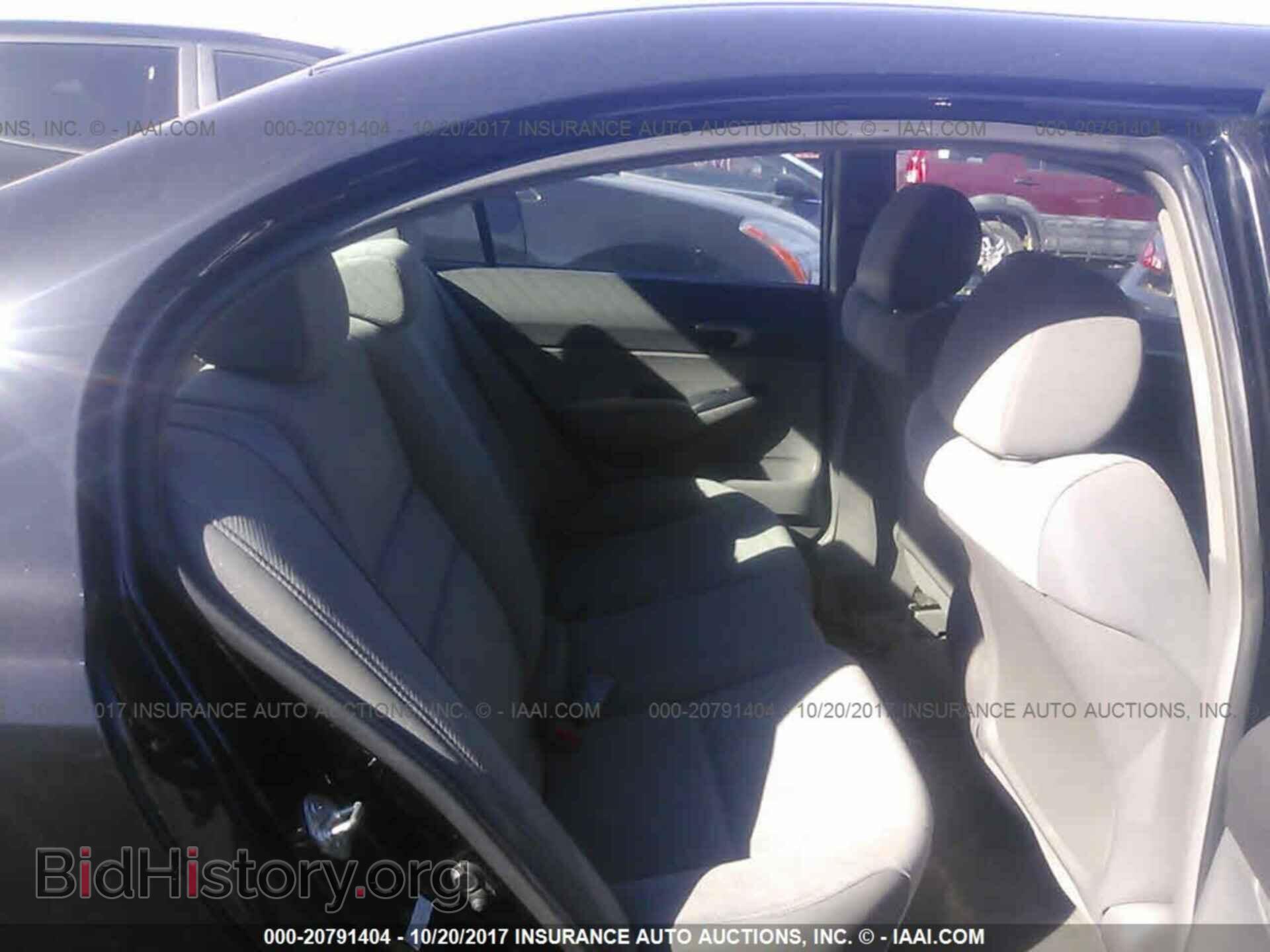 2011 Honda Civic - VIN: 2HGFA1F51BH536729 - Фото 8