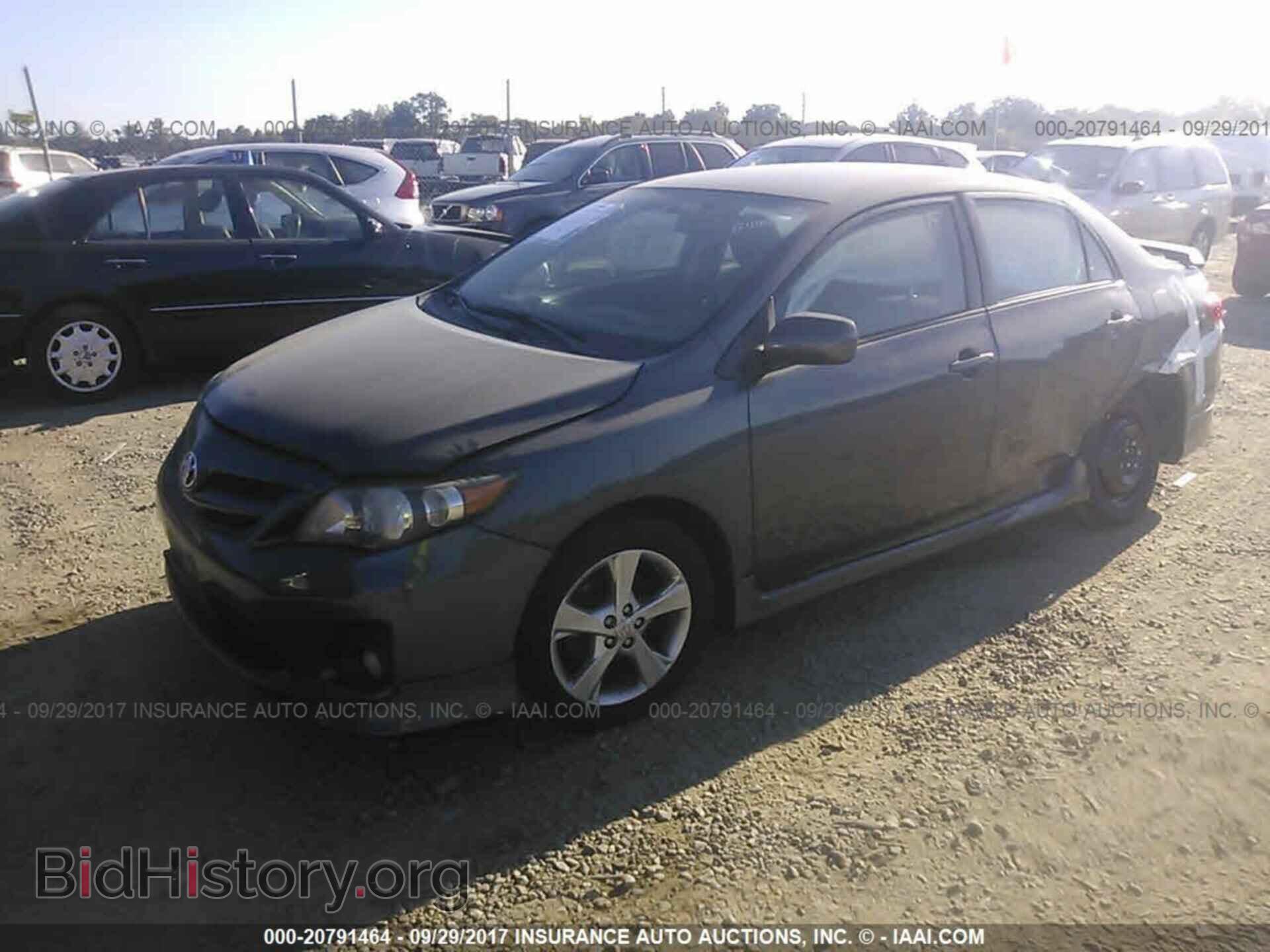 2011 Toyota Corolla - VIN: 2T1BU4EE1BC596804 - Фото 2