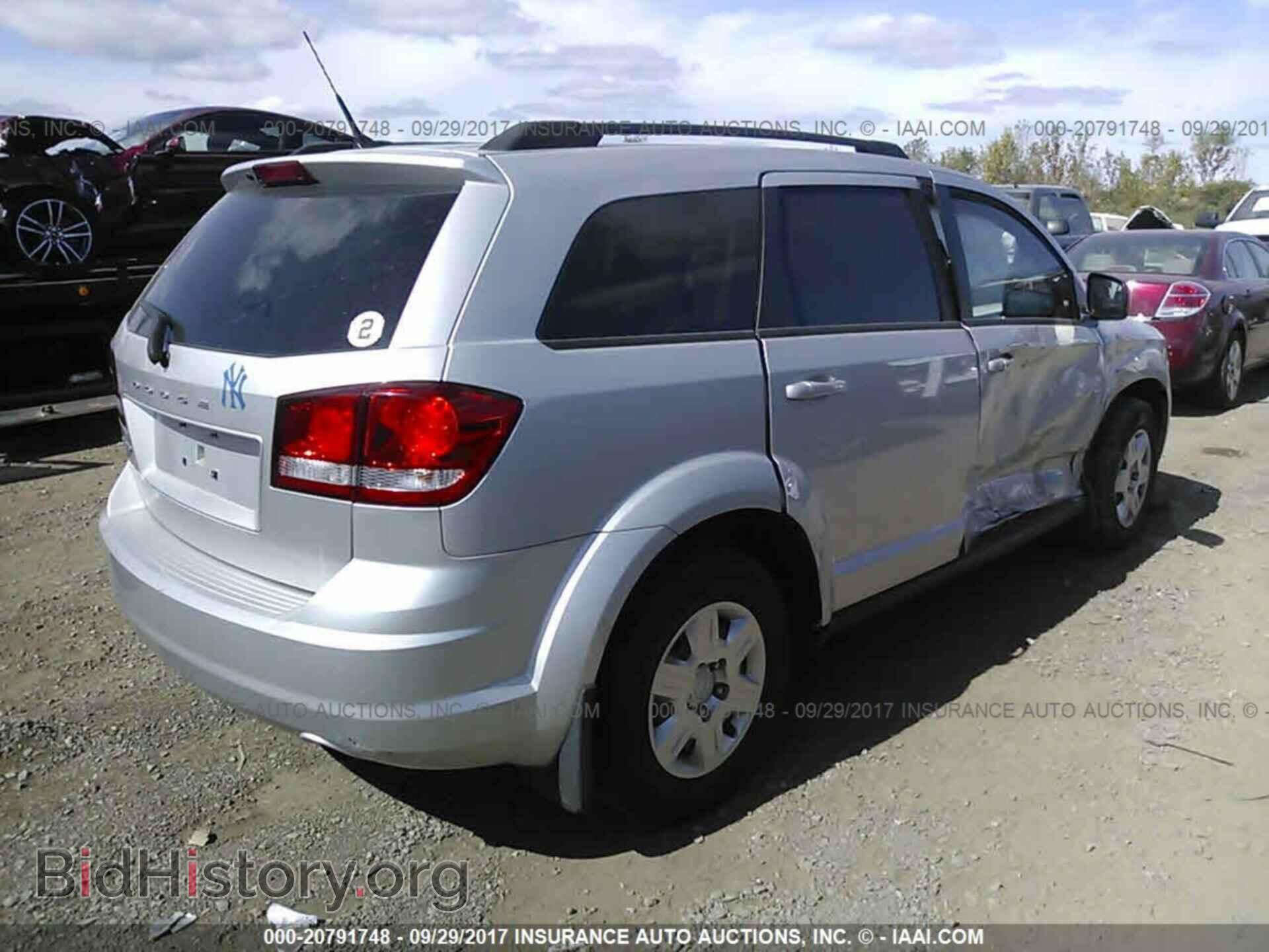 2011 Dodge Journey - VIN: 3D4PG4FB7BT534728 - Фото 4
