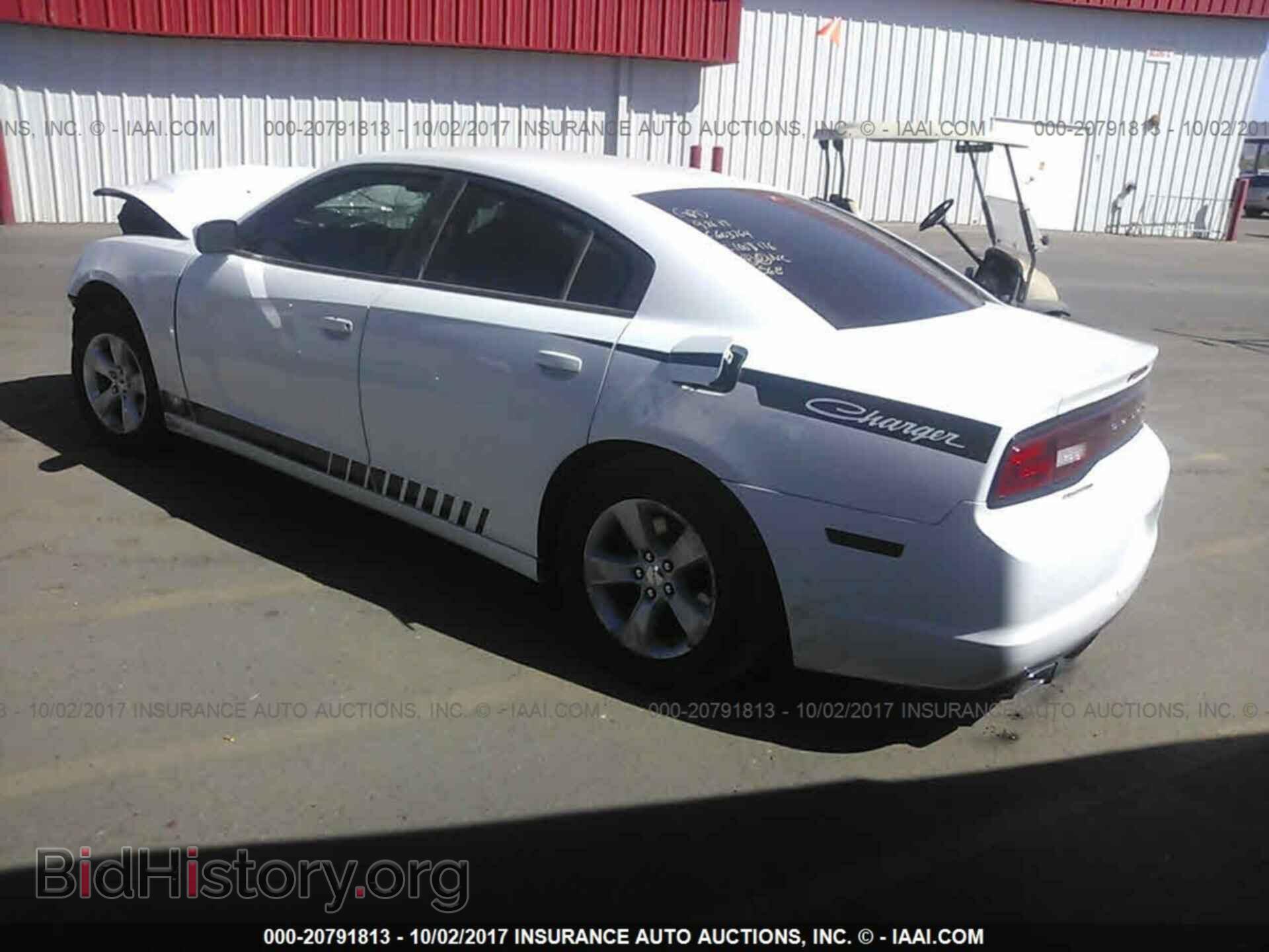 2014 Dodge Charger - VIN: 2C3CDXBGXEH315576 - Фото 3