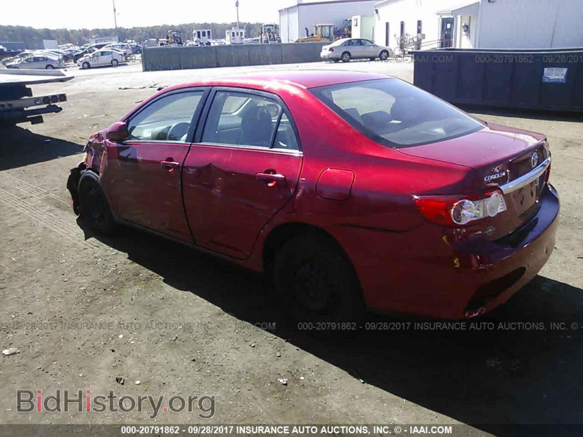 2011 Toyota Corolla - VIN: 2T1BU4EE8BC607166 - Photo 3