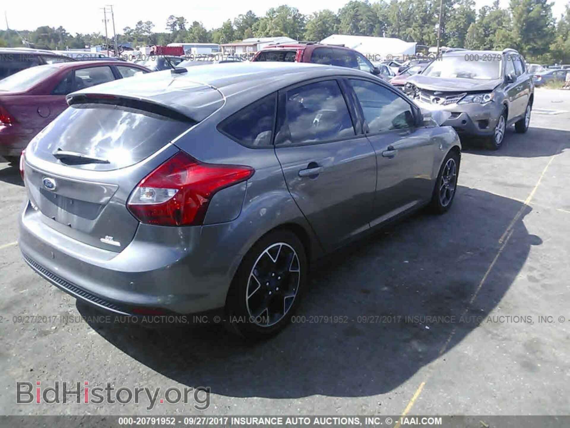 2014 Ford Focus - VIN: 1FADP3K21EL192182 - Фото 4