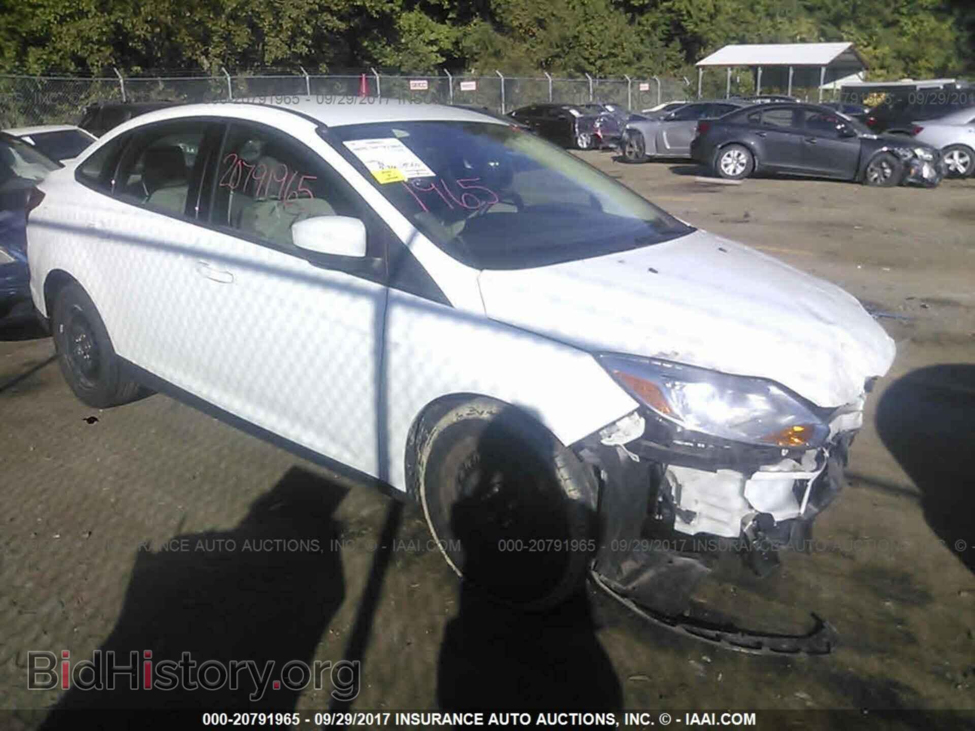 Photo 1FAHP3F29CL461151 - Ford Focus 2012
