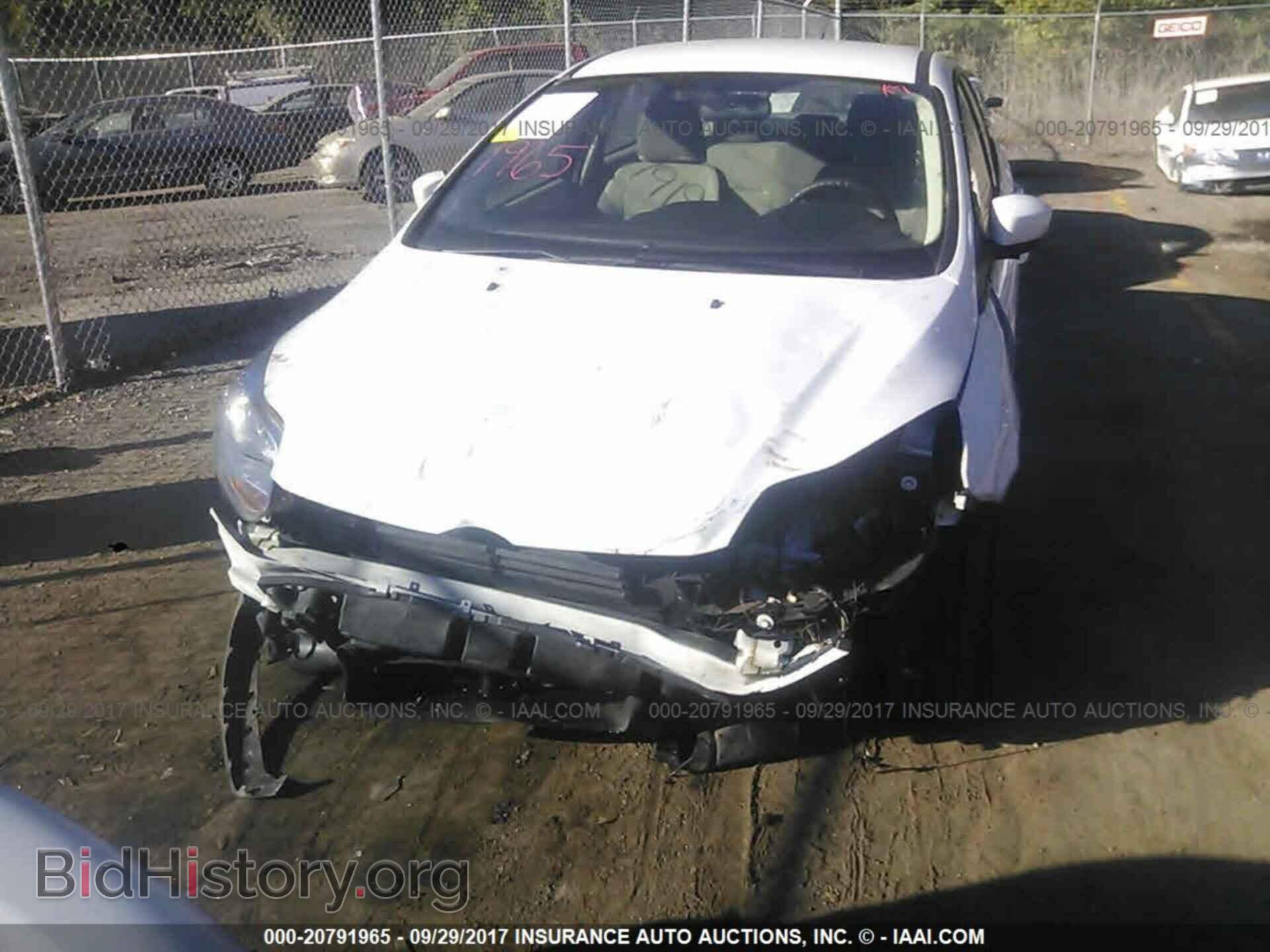 2012 Ford Focus - VIN: 1FAHP3F29CL461151 - Photo 6