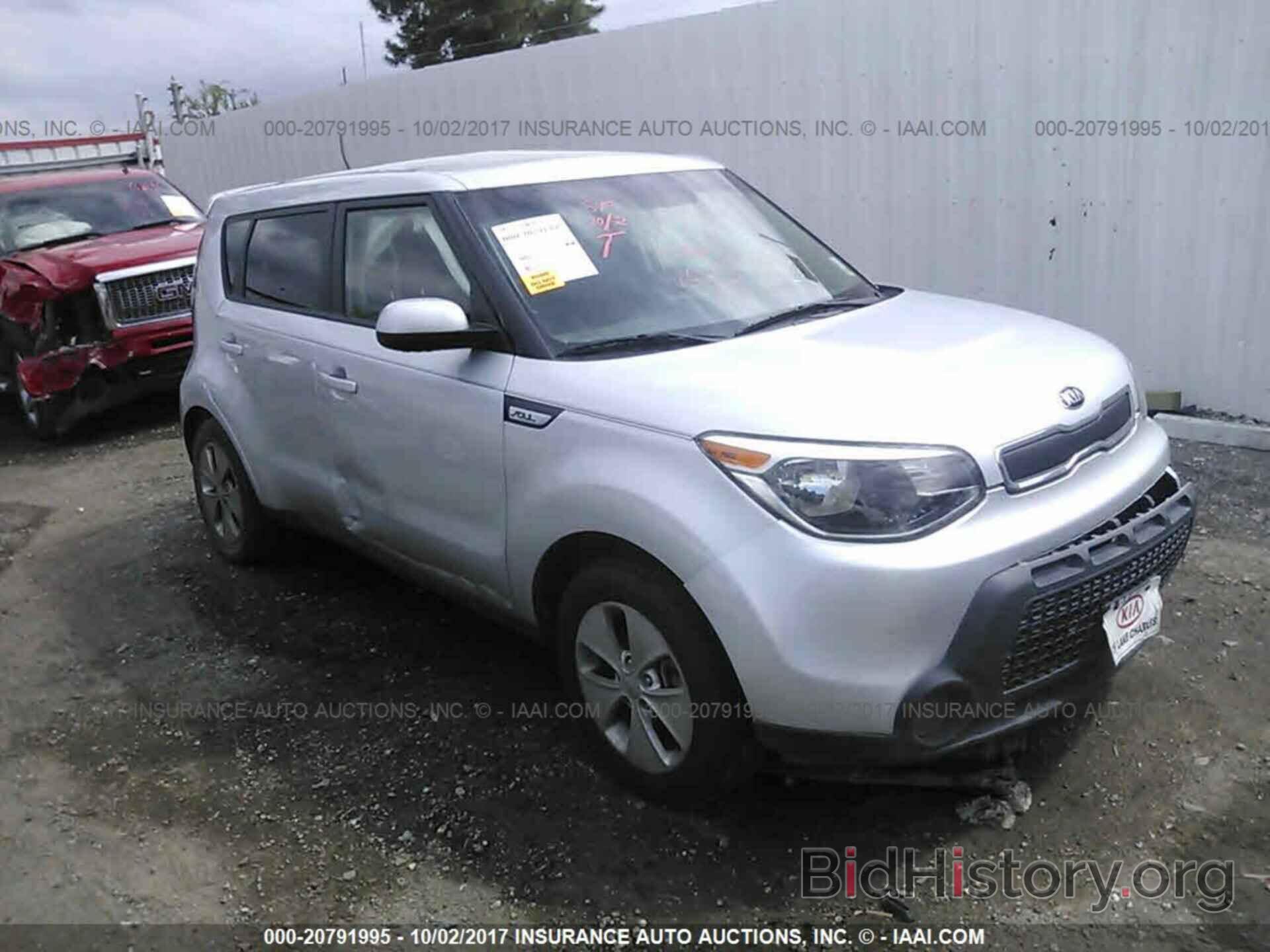 Photo KNDJN2A2XF7807238 - Kia Soul 2015