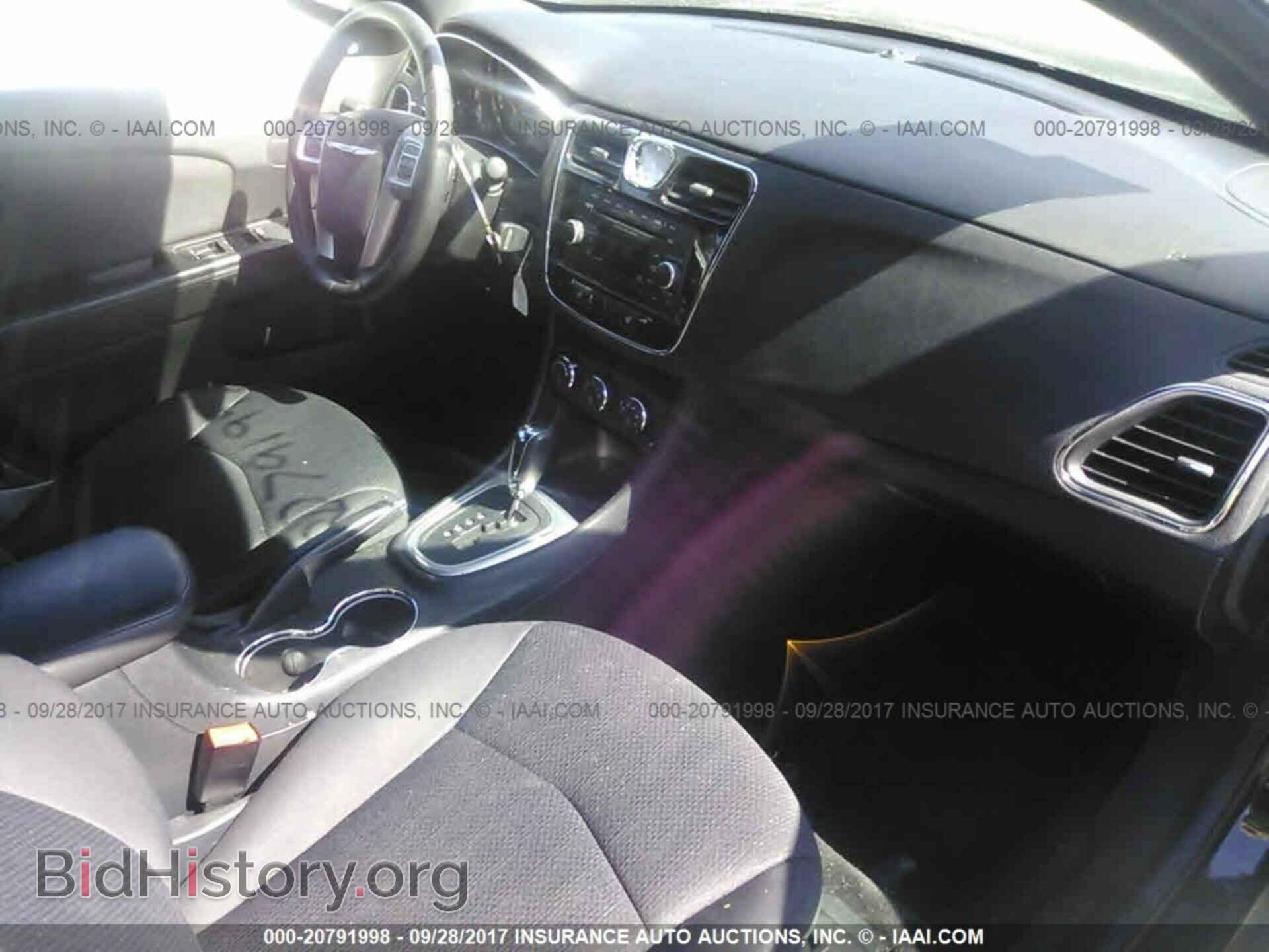 2012 Chrysler 200 - VIN: 1C3CCBBB3CN283519 - Photo 5