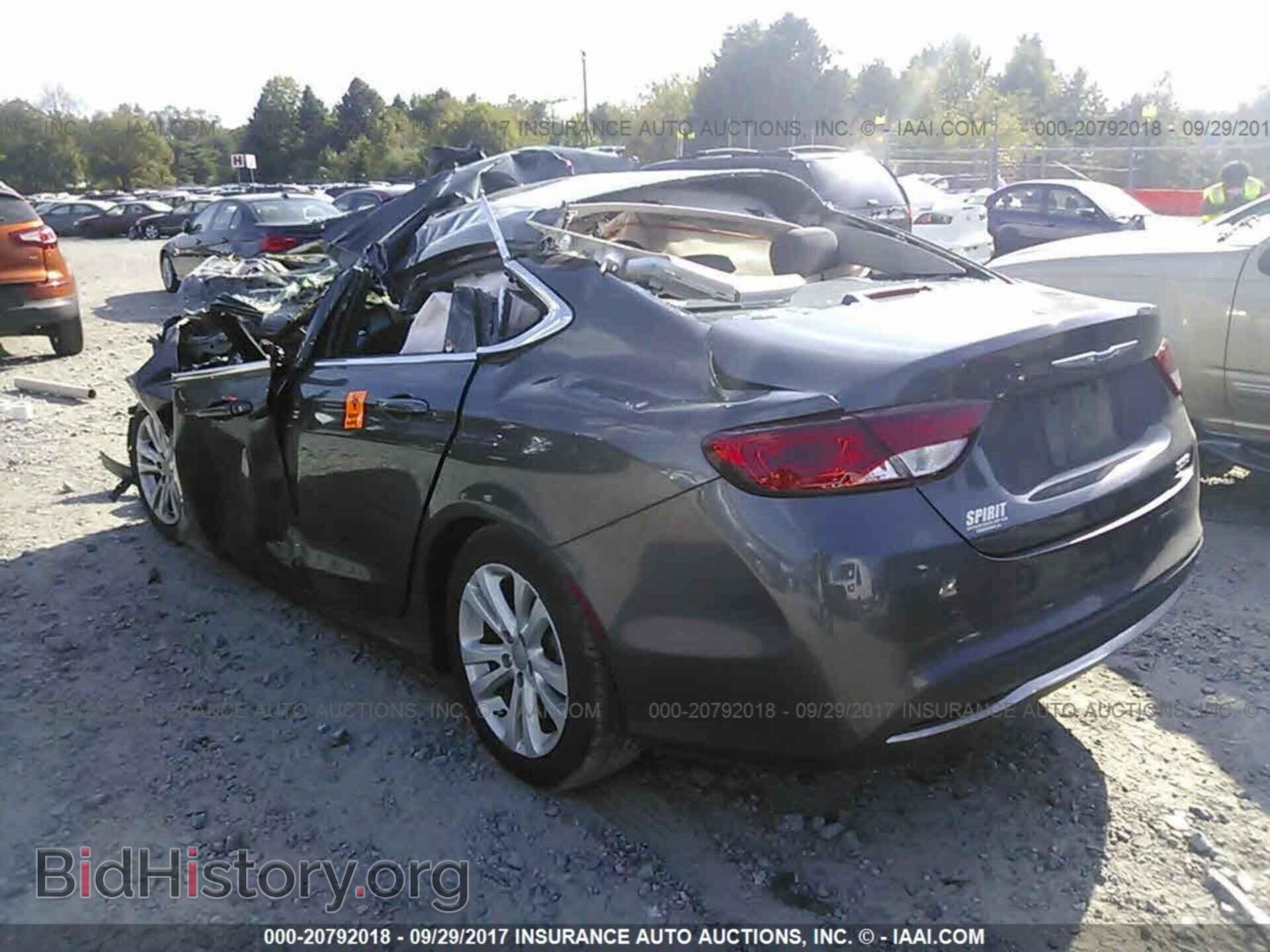 2016 Chrysler 200 - VIN: 1C3CCCAB5GN151066 - Фото 3