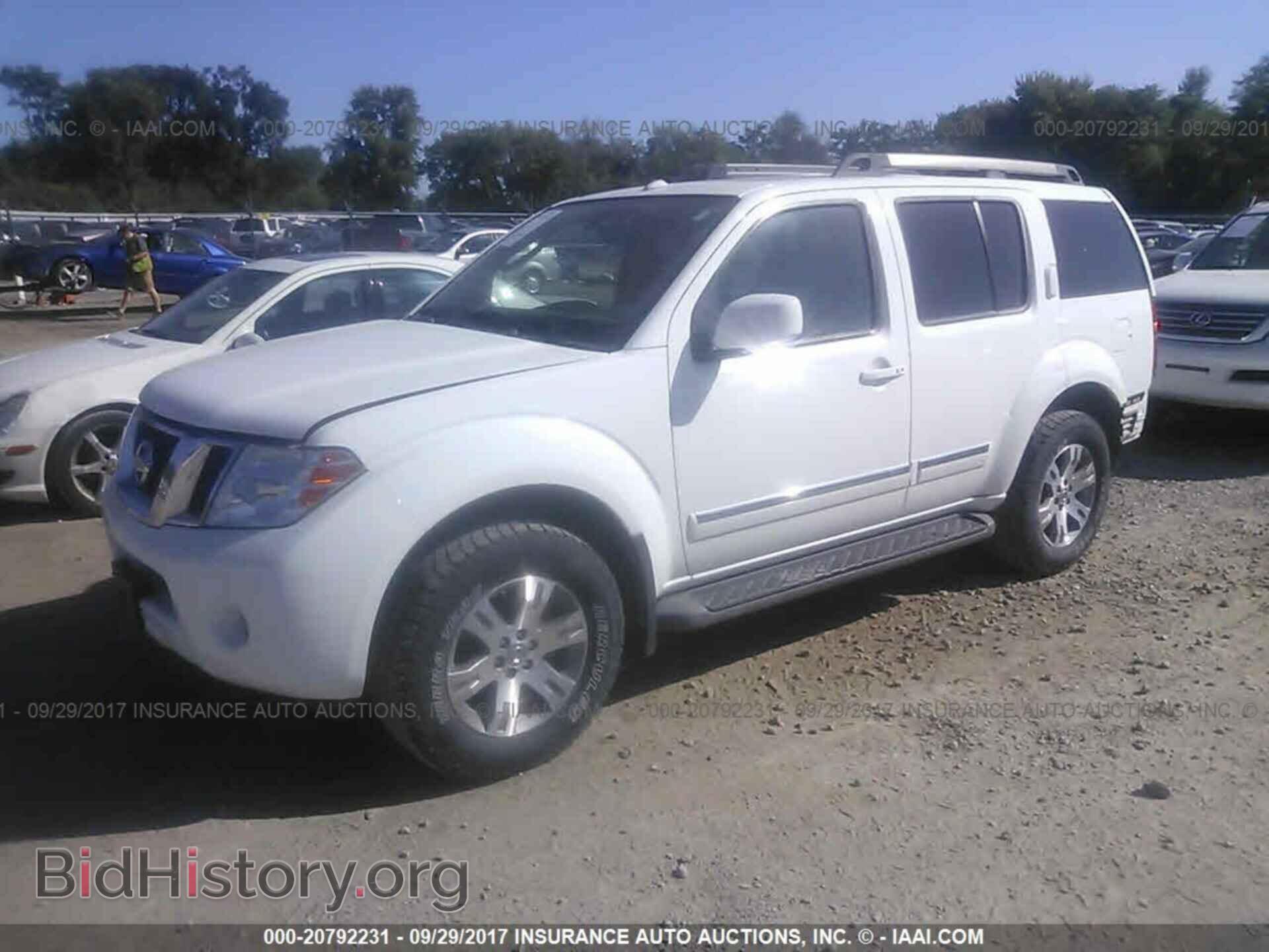 2012 Nissan Pathfinder - VIN: 5N1AR1NB7CC603956 - Фото 2